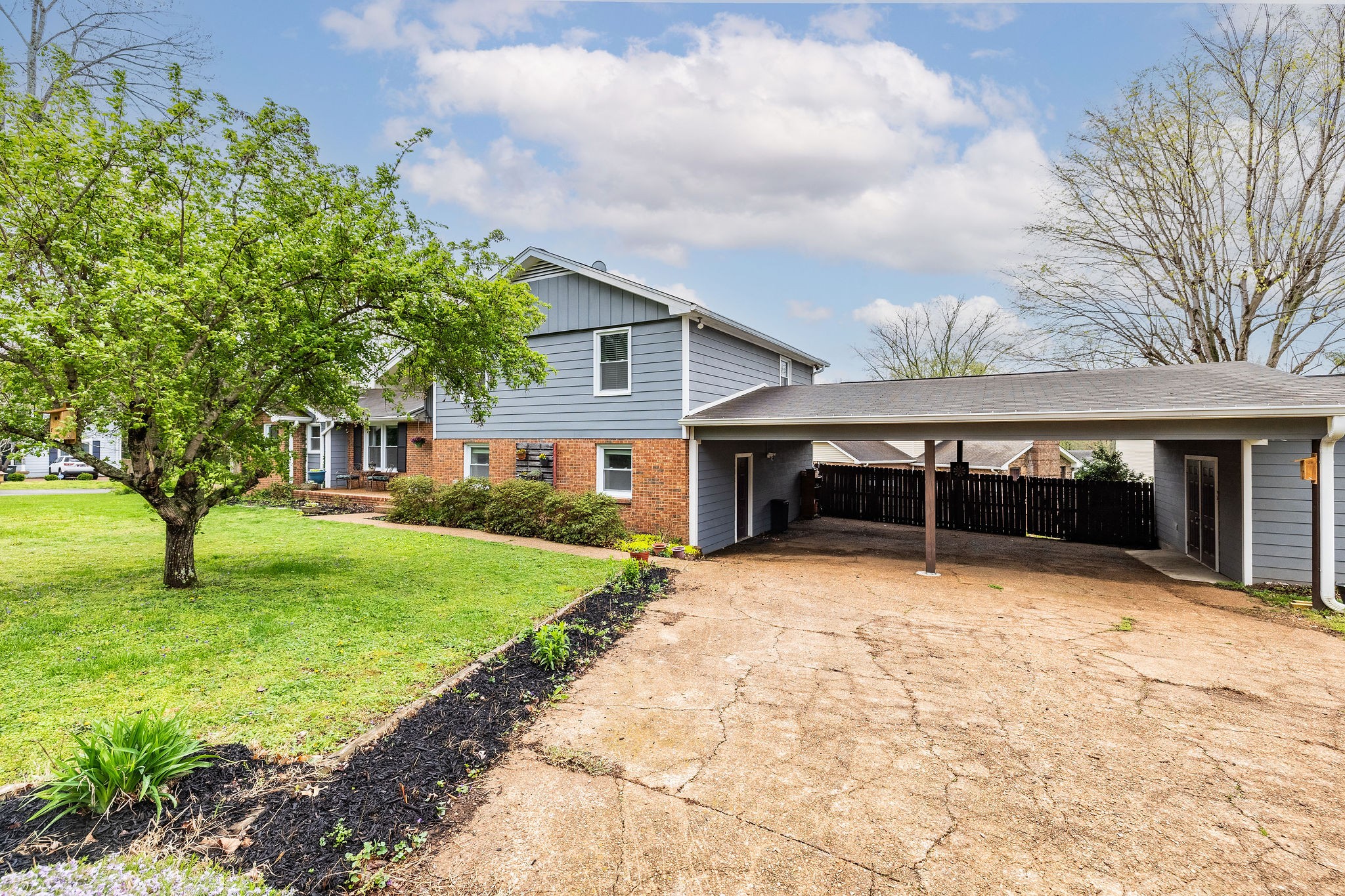701 Stone Creek Ct