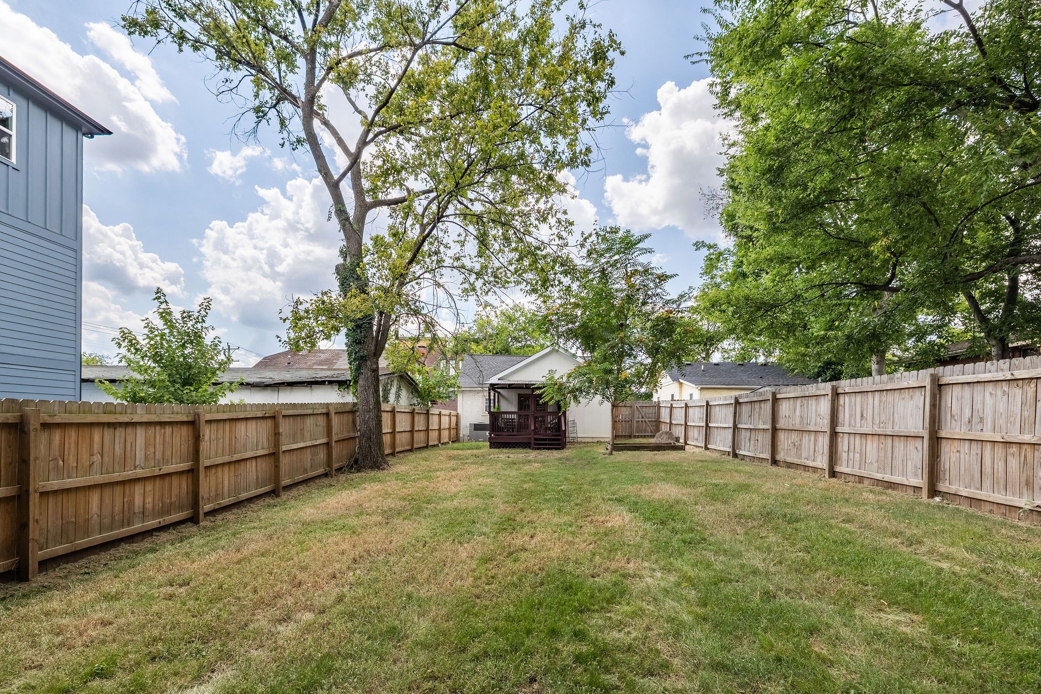 1303 Pennock Ave