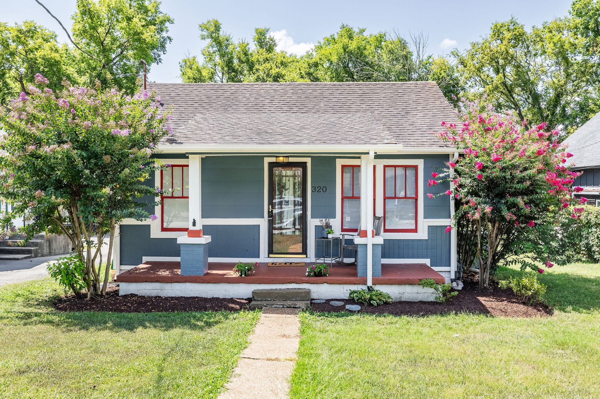 320 Cherry St