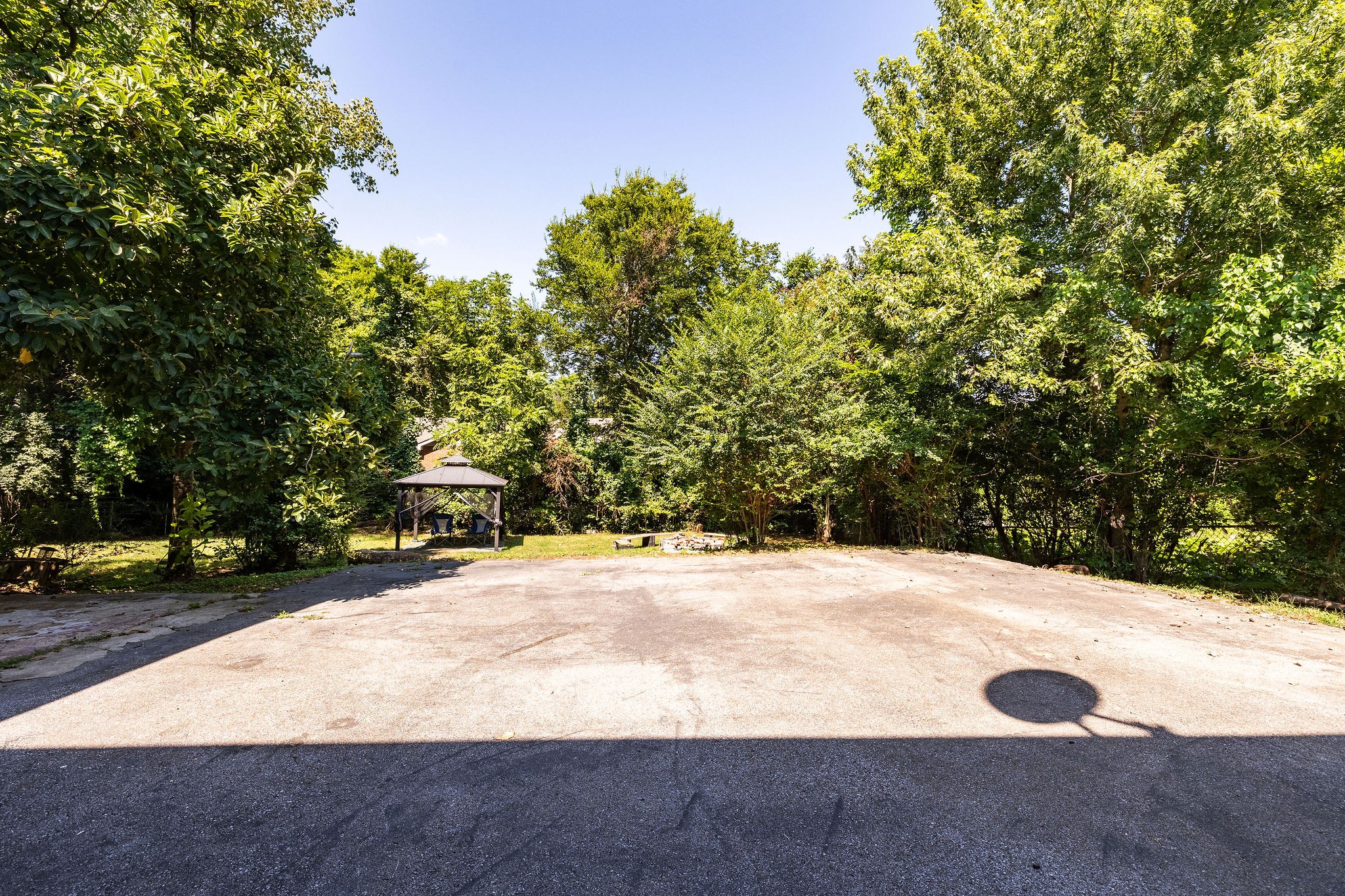 2728 Mossdale Dr