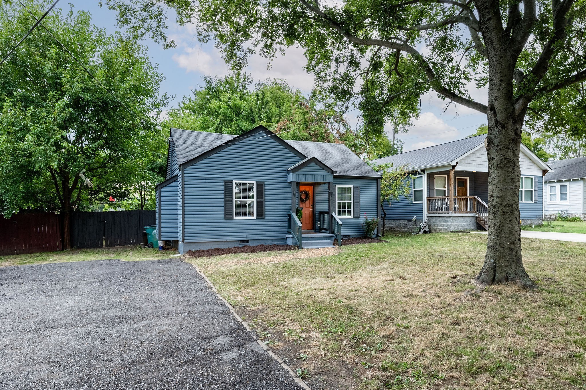 335 Maple St