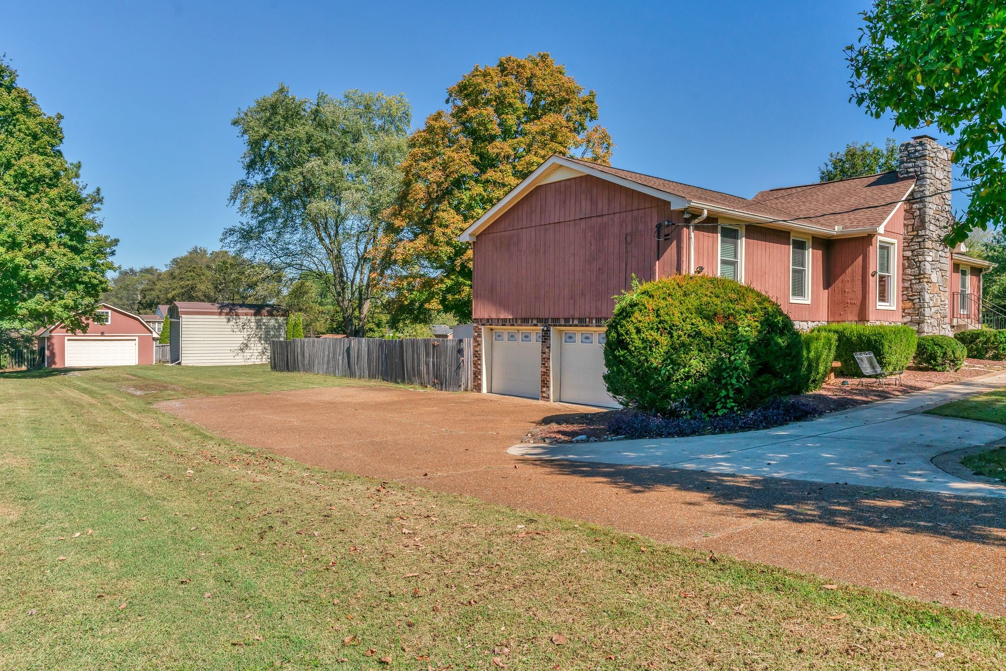 337 Shute Ln