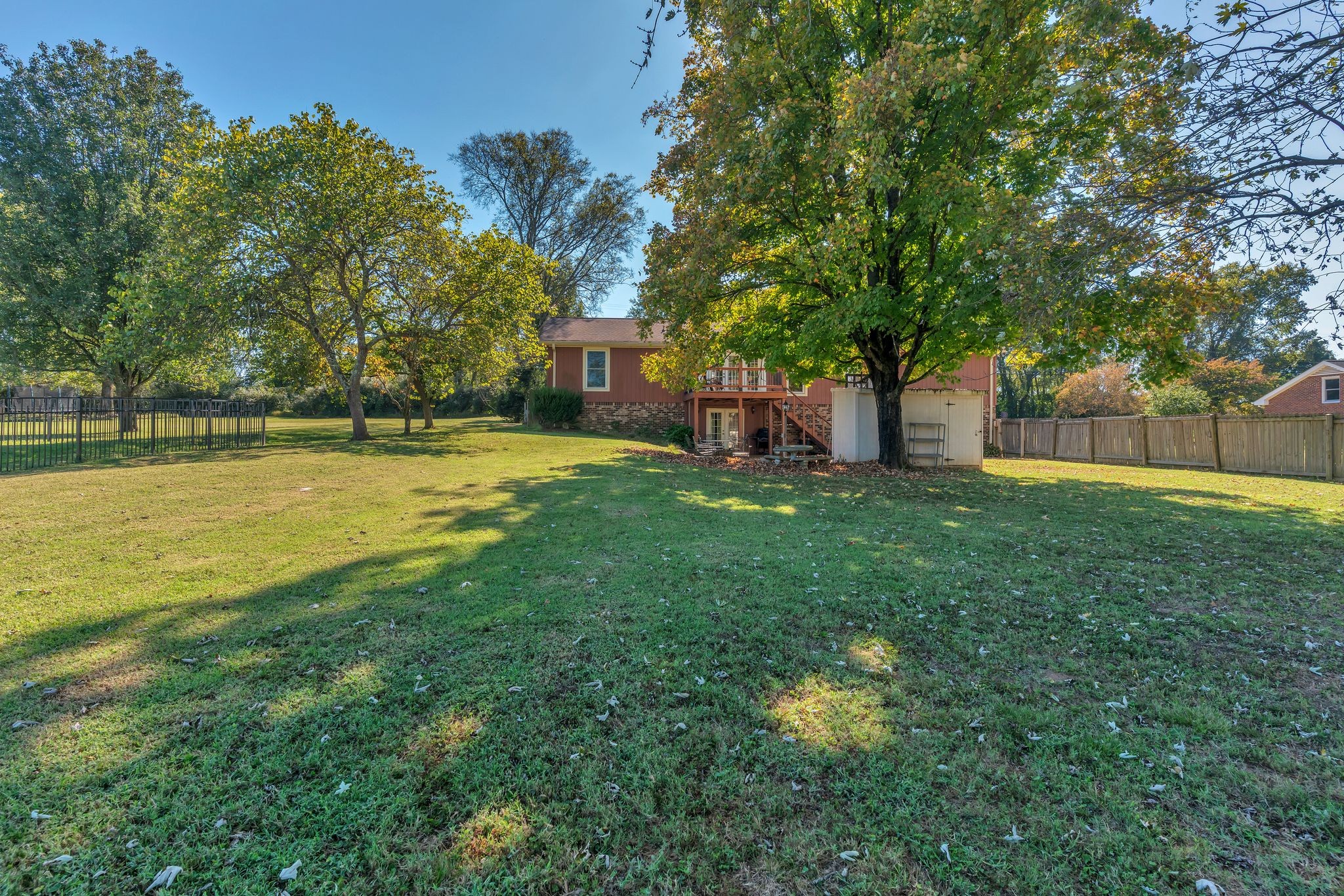 337 Shute Ln