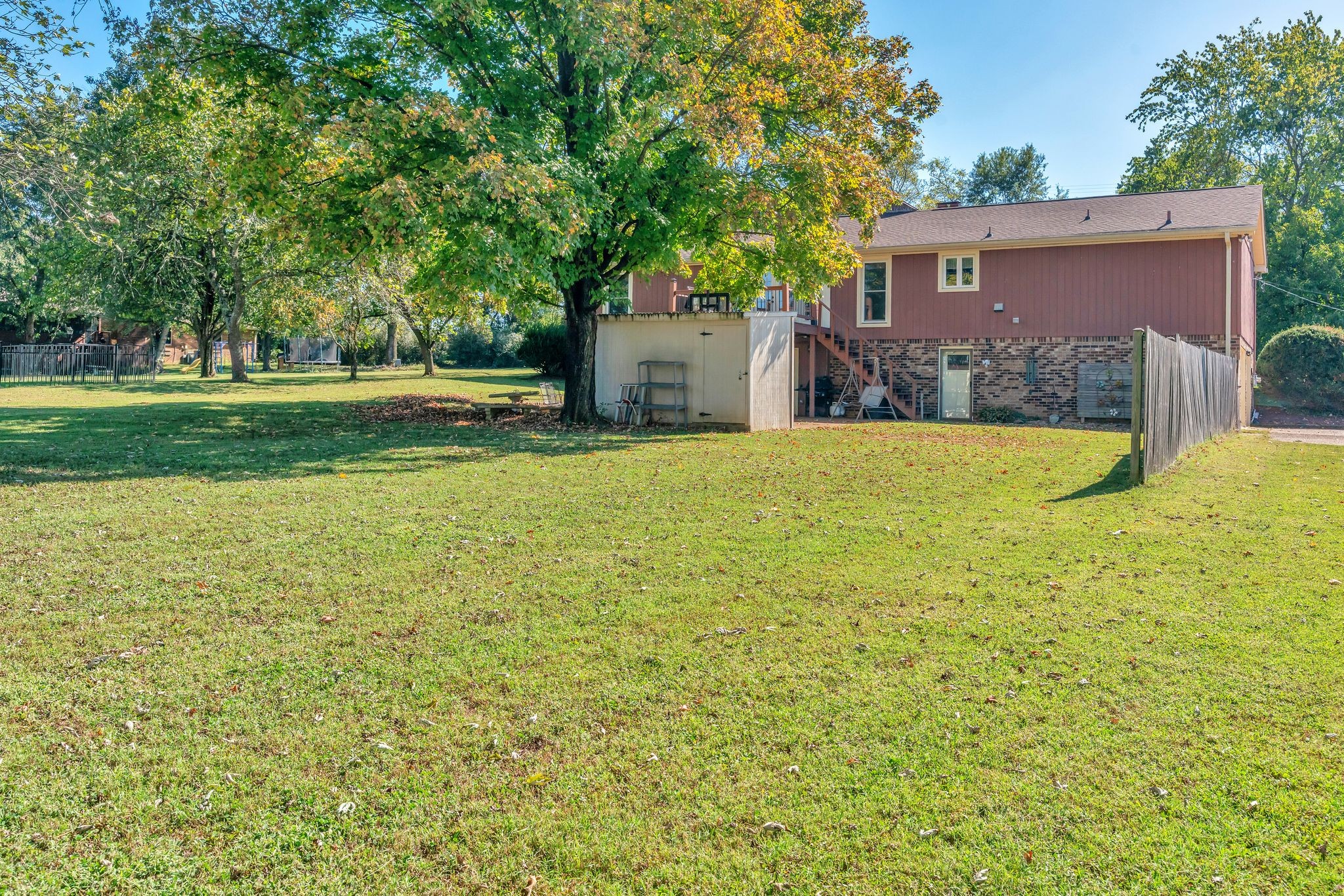 337 Shute Ln