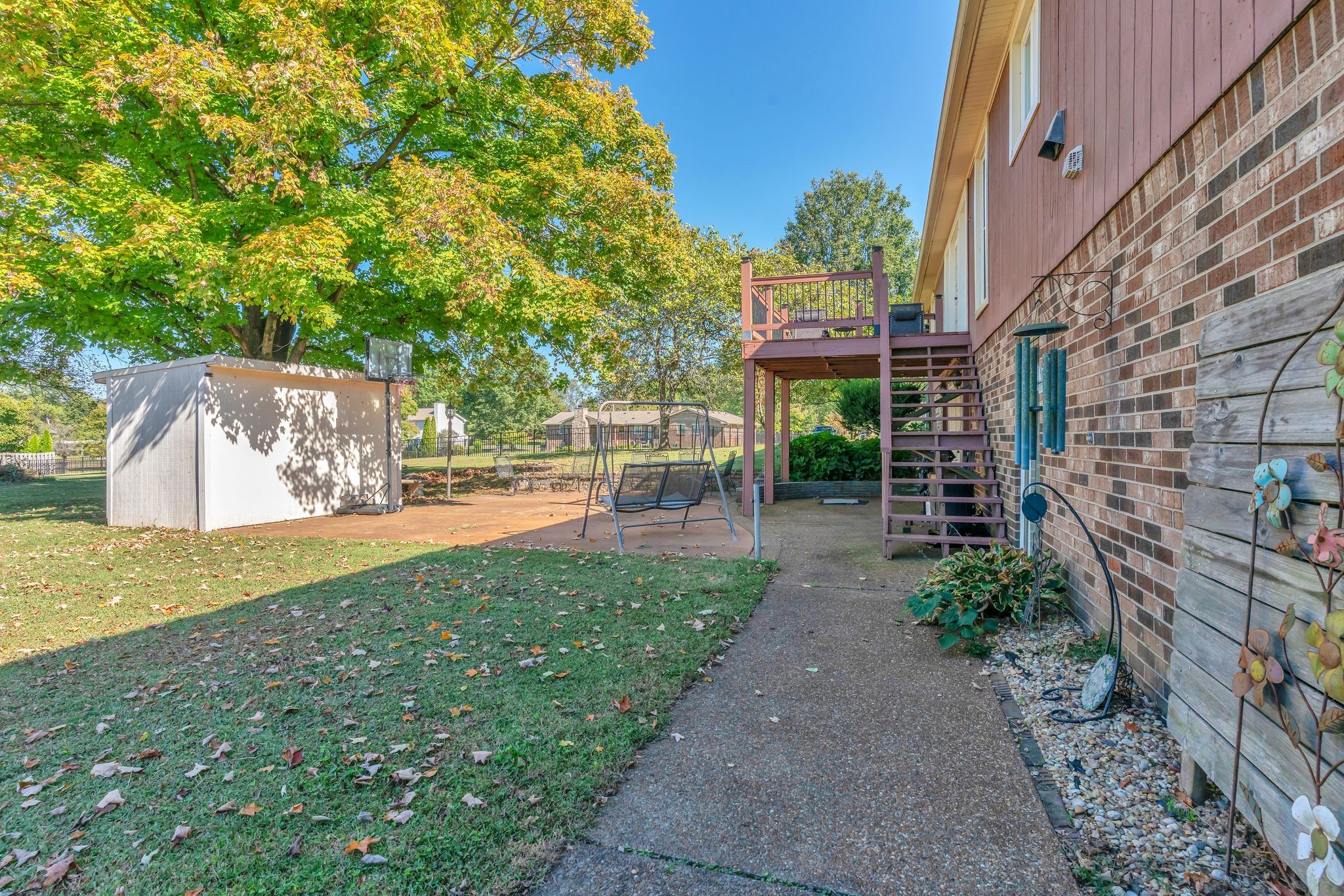337 Shute Ln