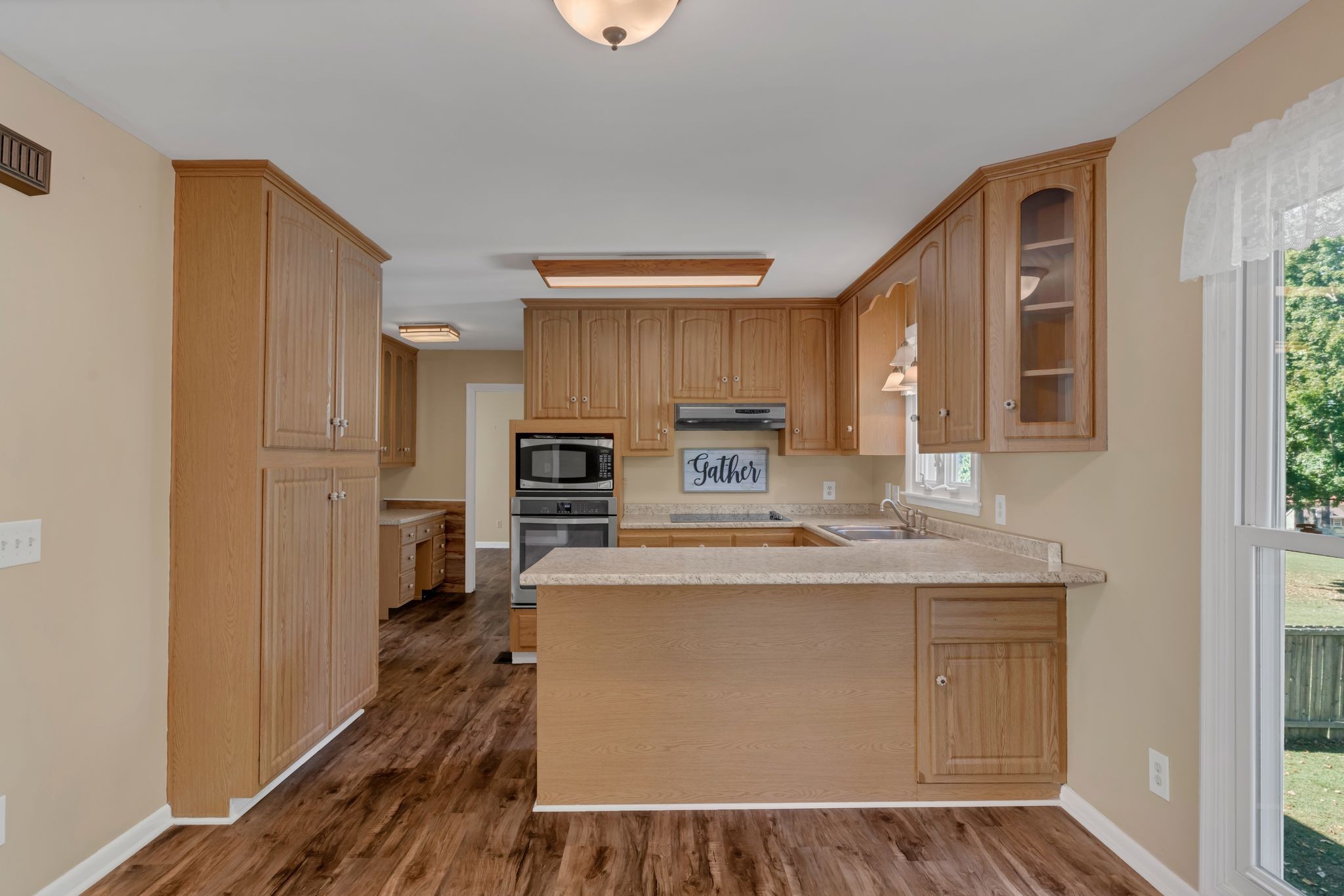 337 Shute Ln