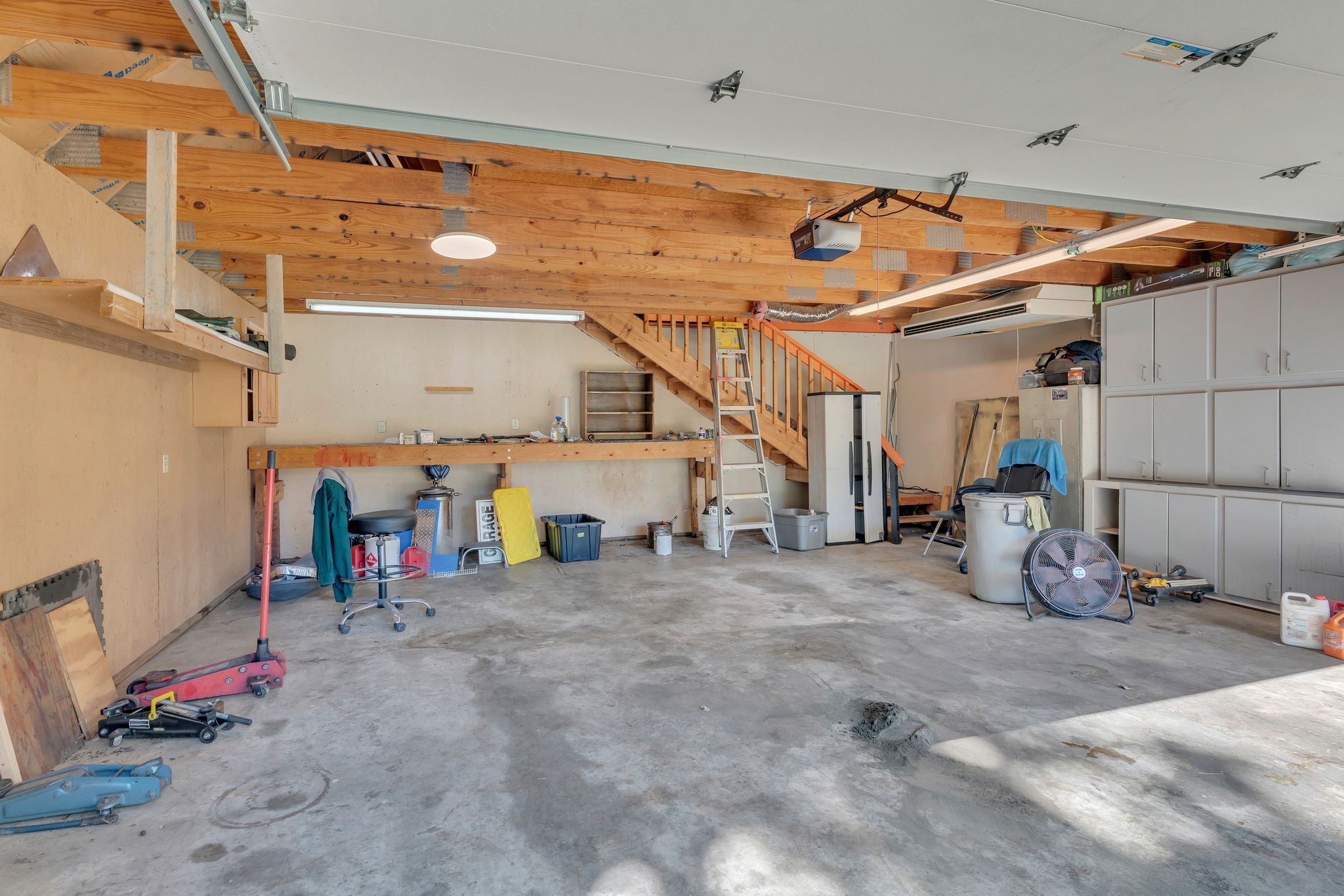 337 Shute Ln