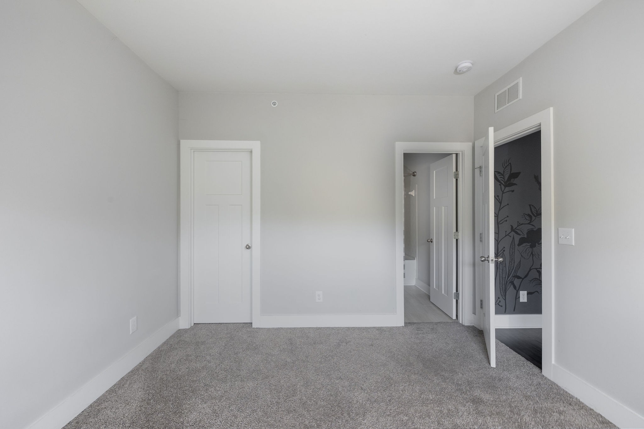 934 Governors Ct Unit: 210