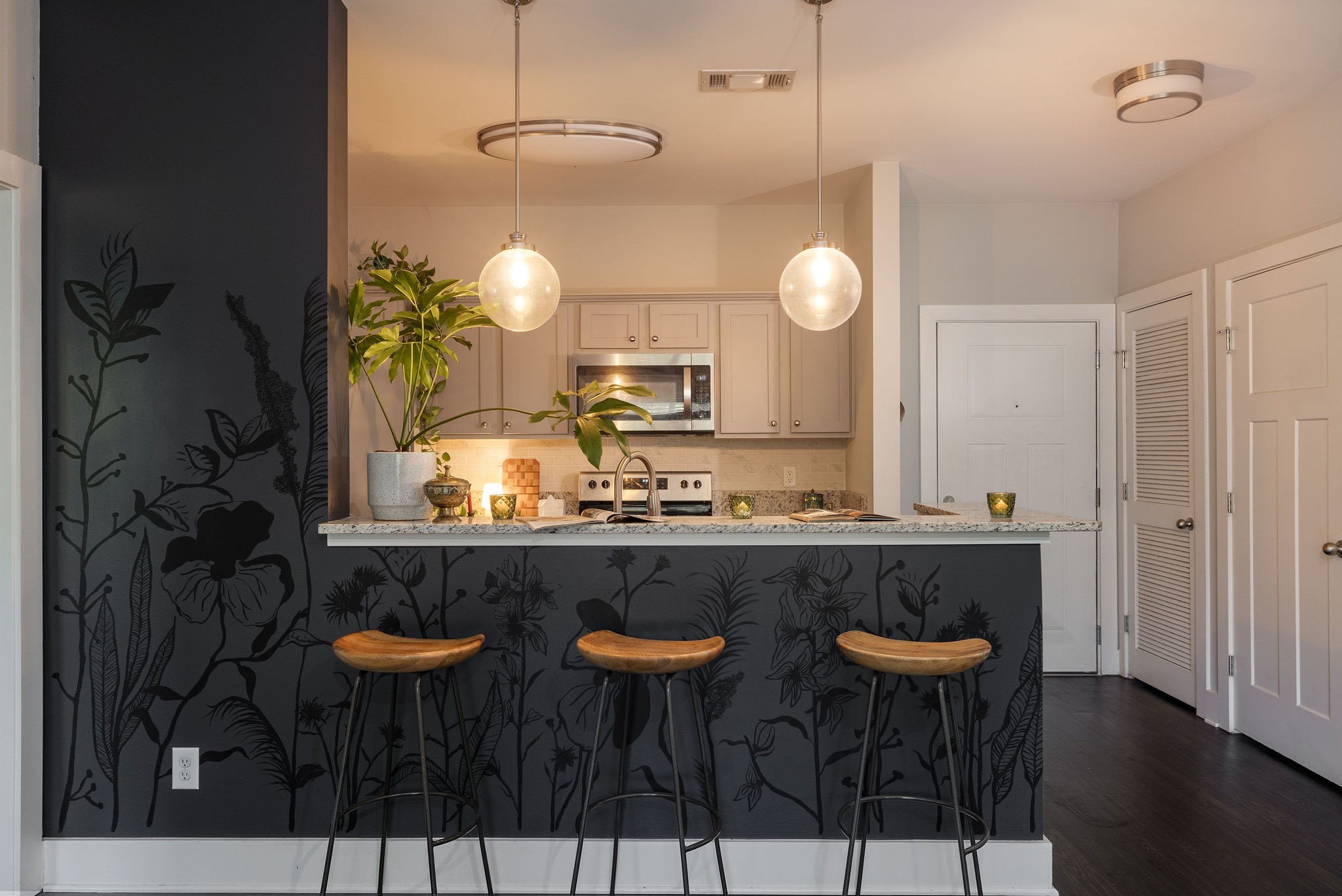 934 Governors Ct Unit: 210