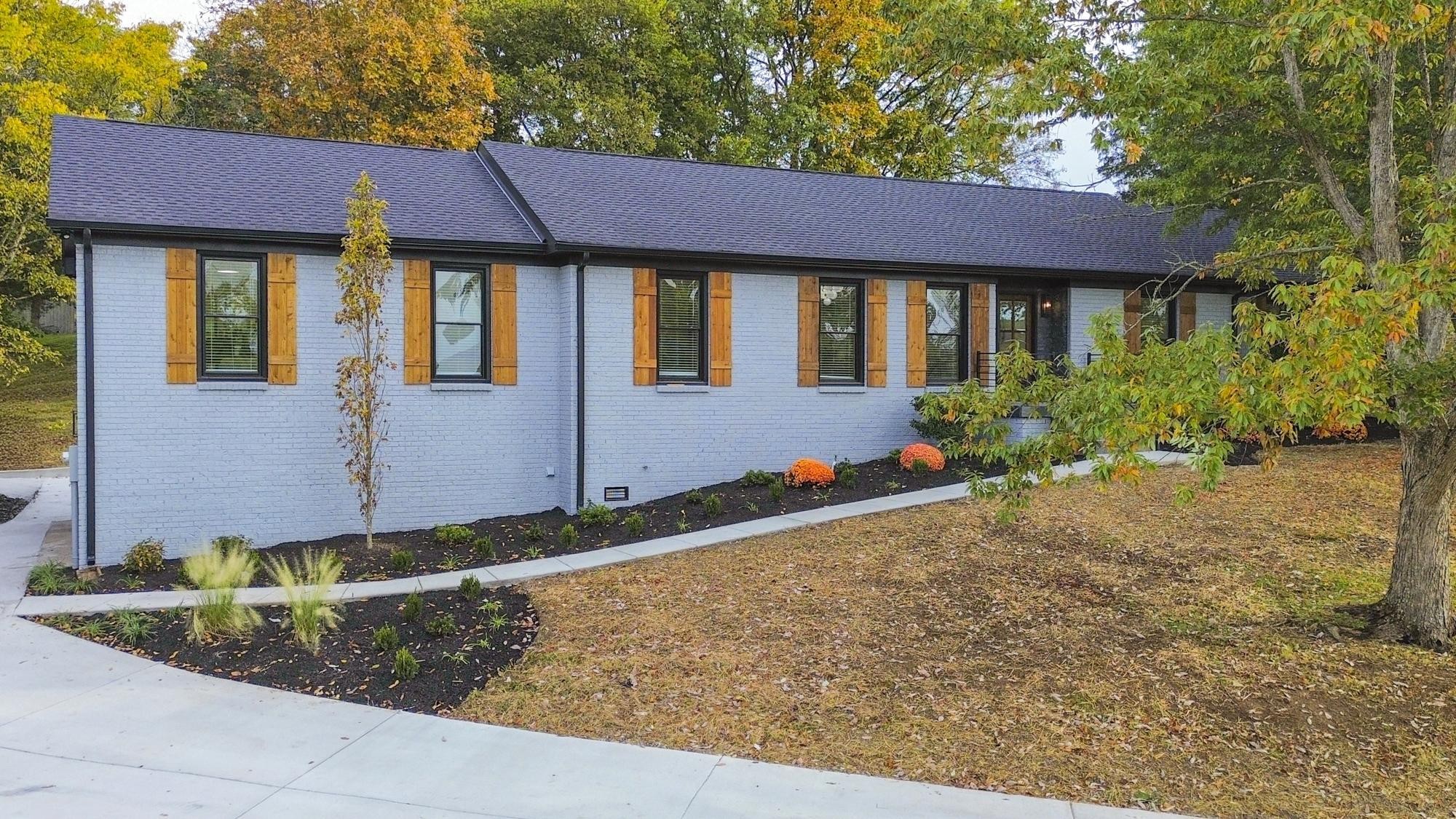 161 Saint Andrews Dr