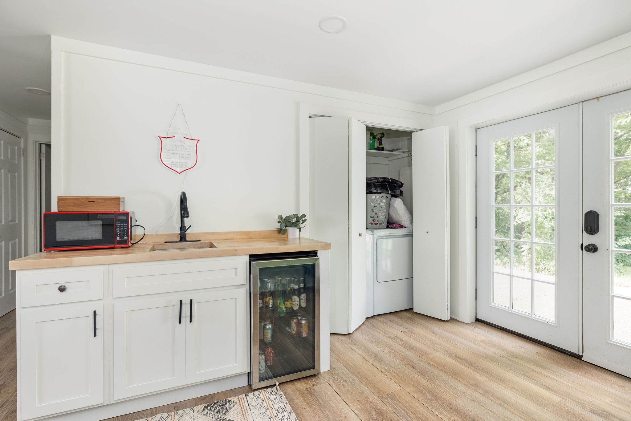 408 Barclay Square Cir