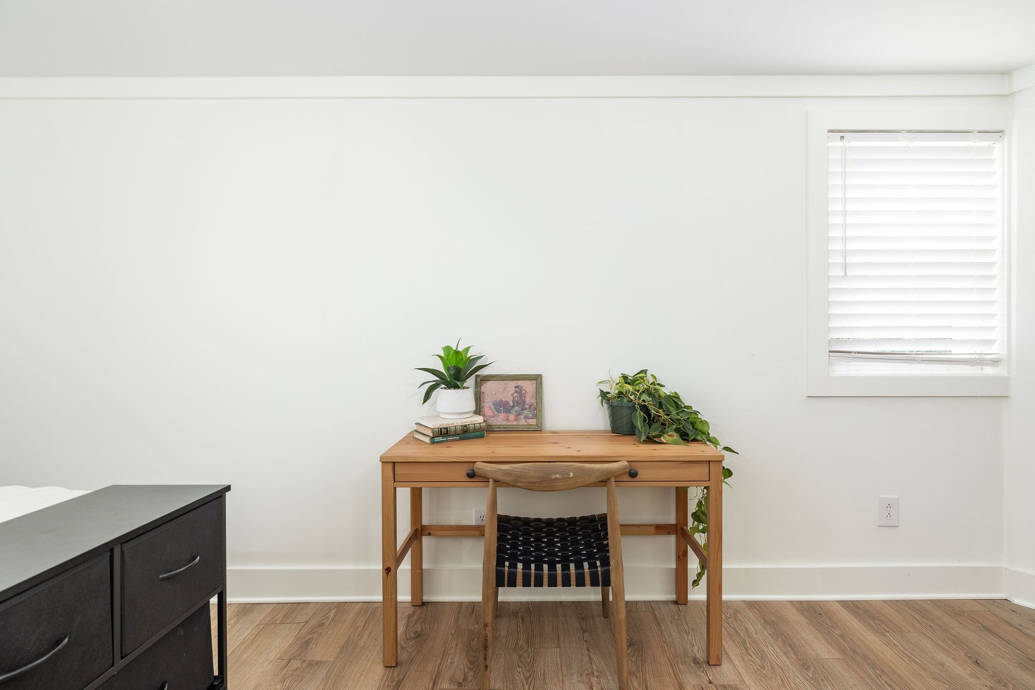 408 Barclay Square Cir