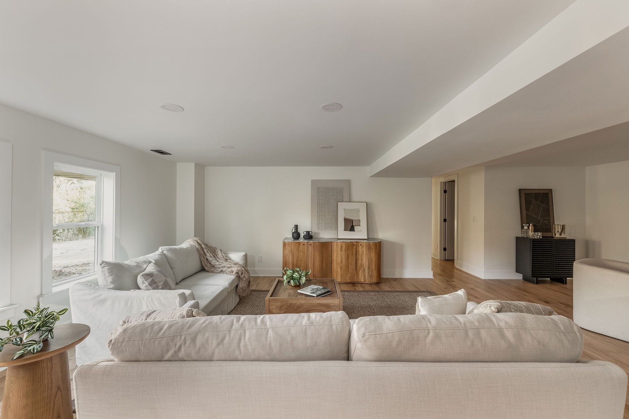 709 Tahlena Ave