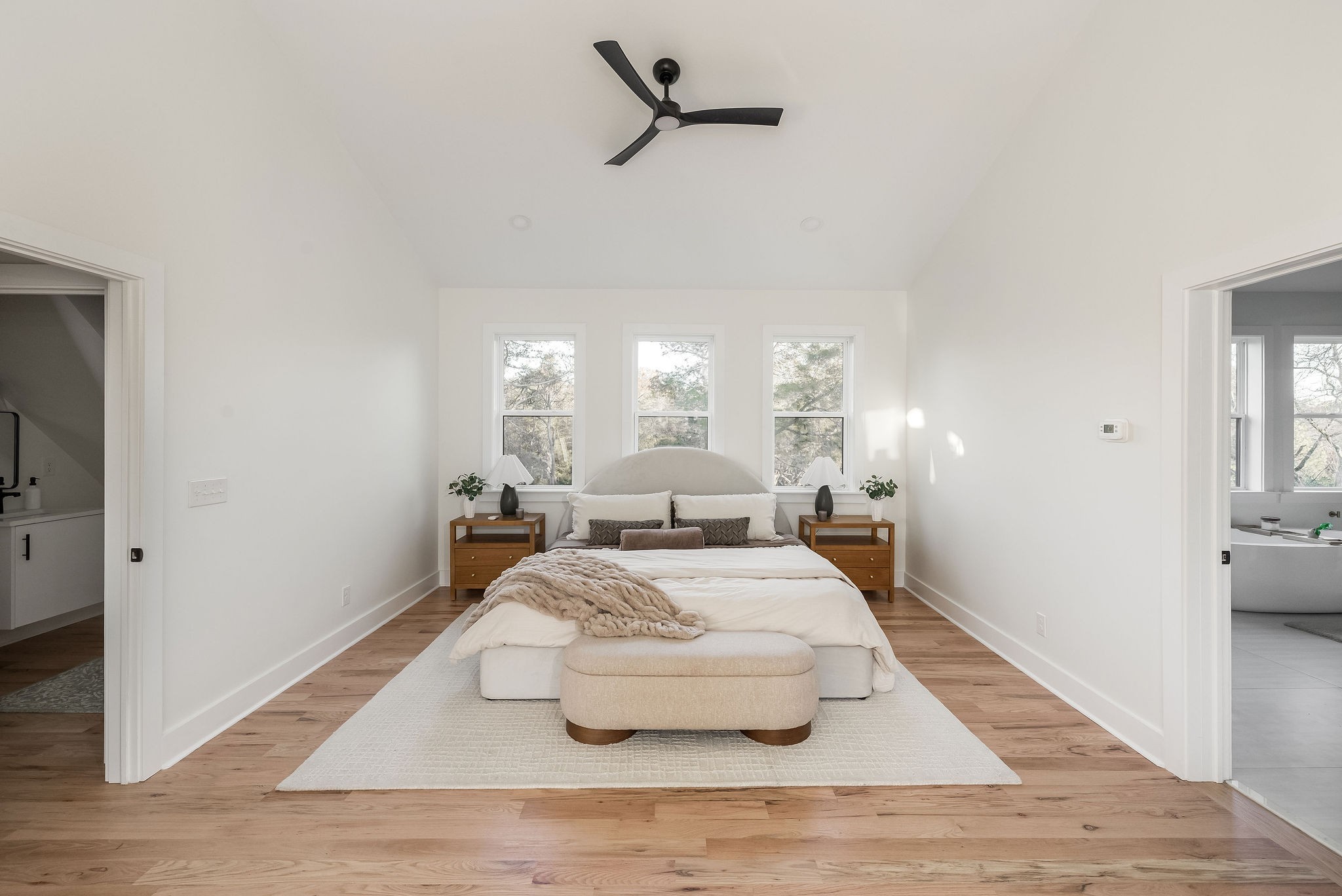 709 Tahlena Ave