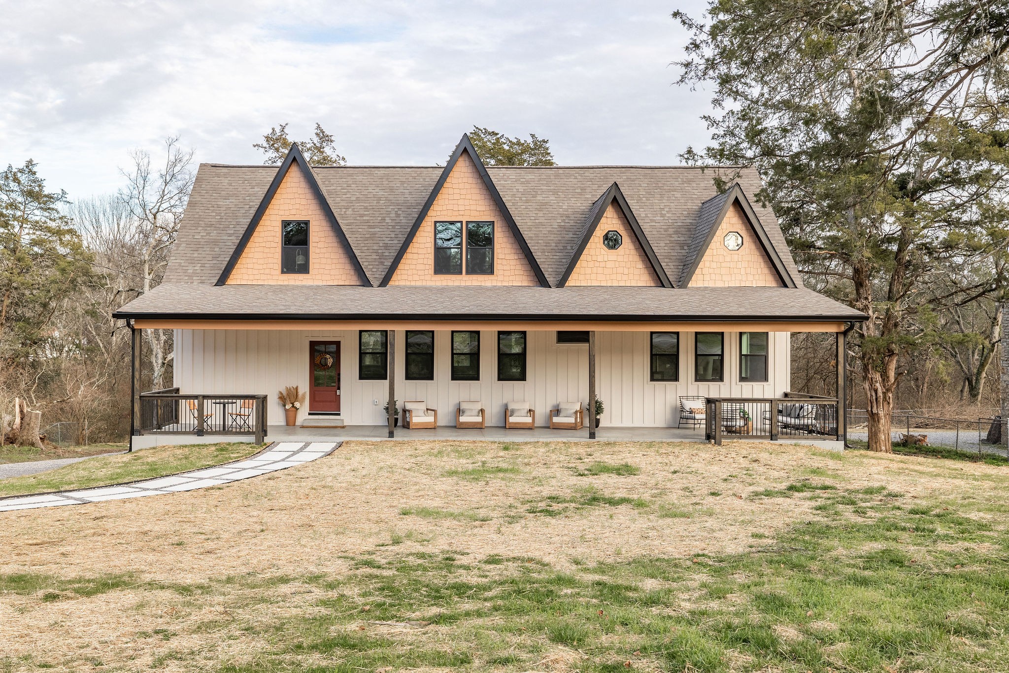 709 Tahlena Ave