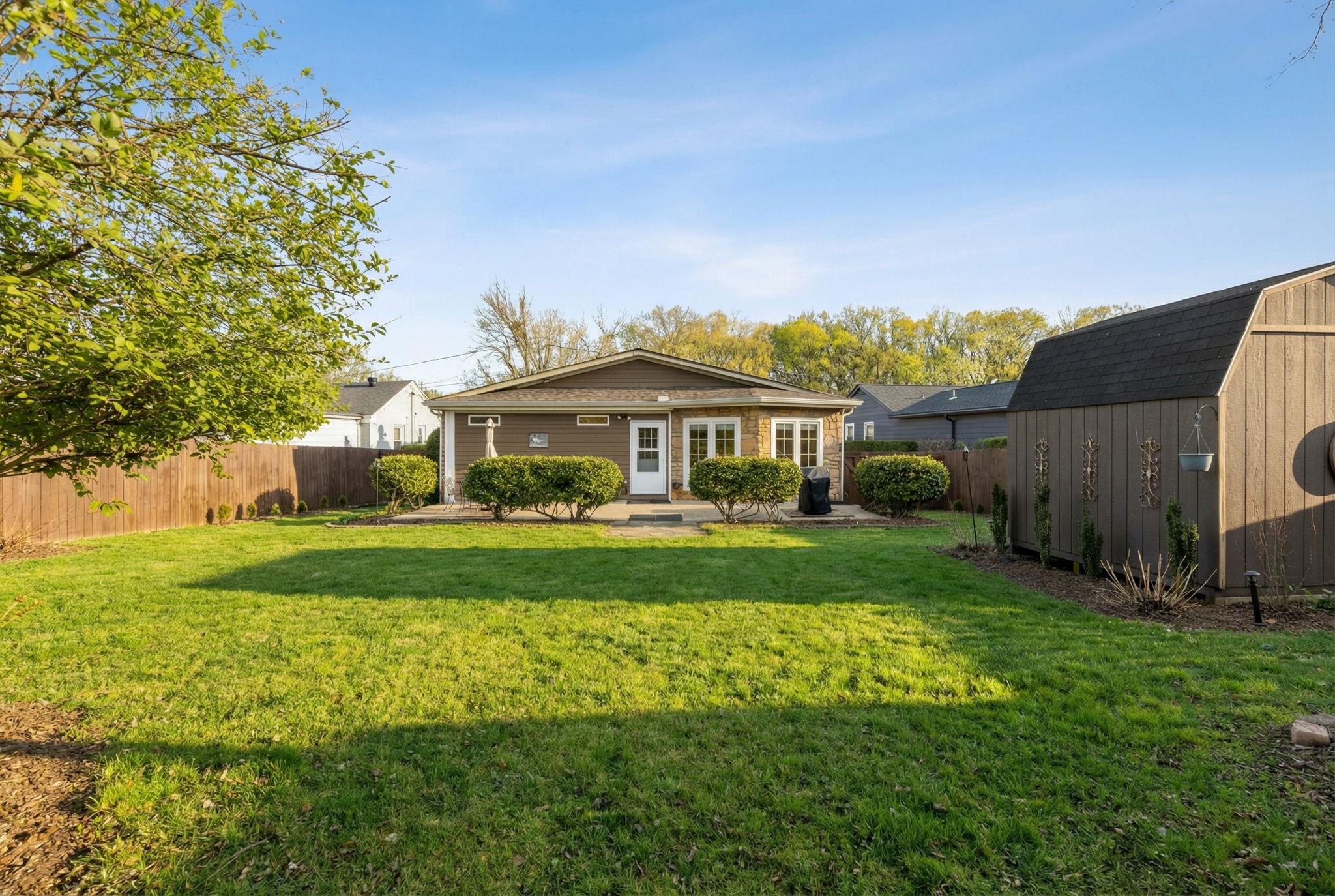 2607 Vance Ave