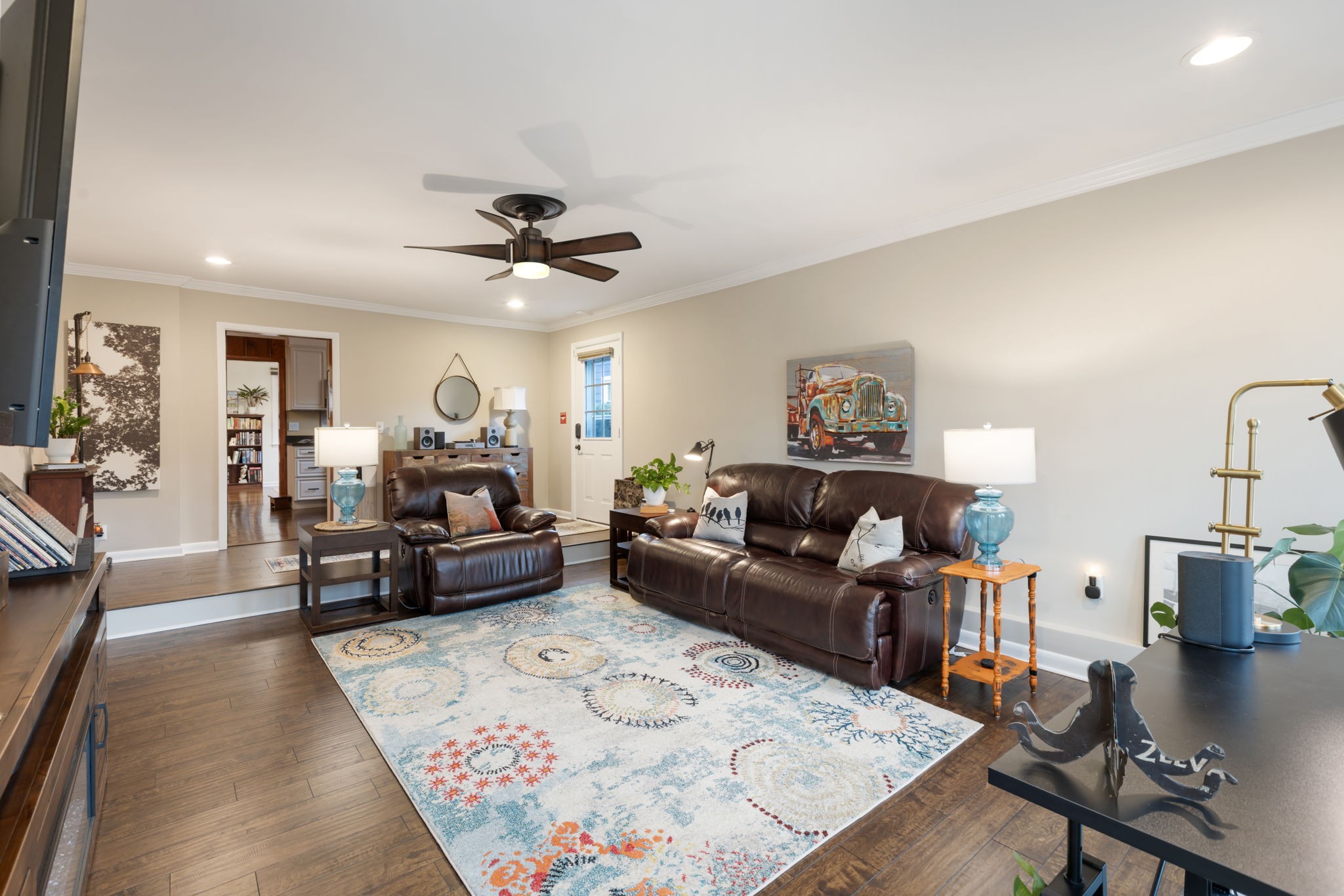 2607 Vance Ave