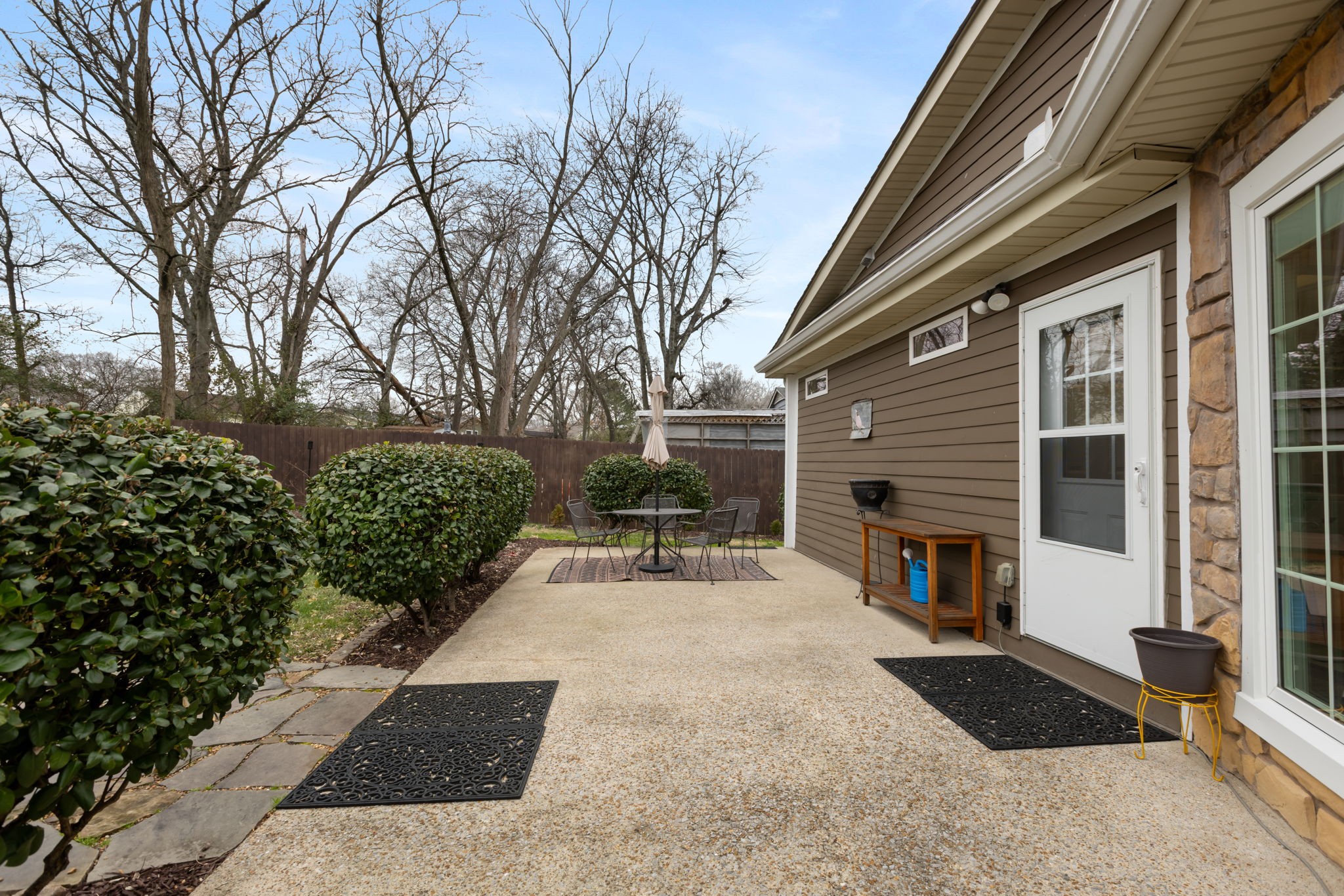2607 Vance Ave