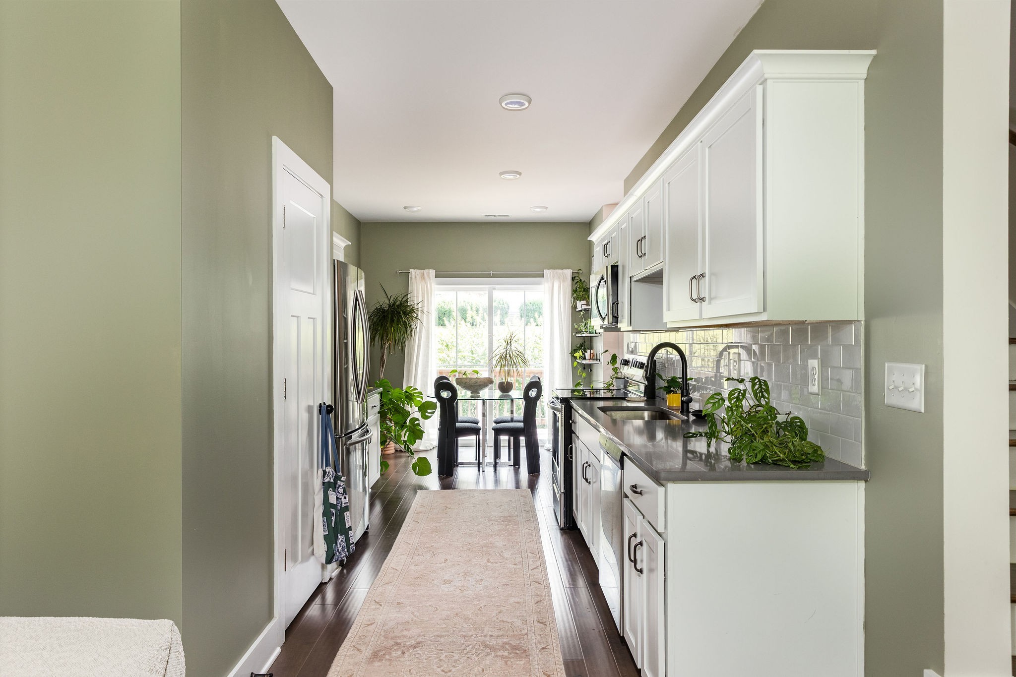 450 Glastonbury Rd Unit: 7