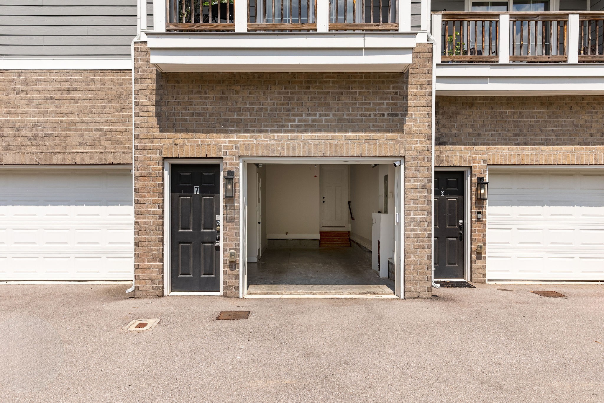 450 Glastonbury Rd Unit: 7