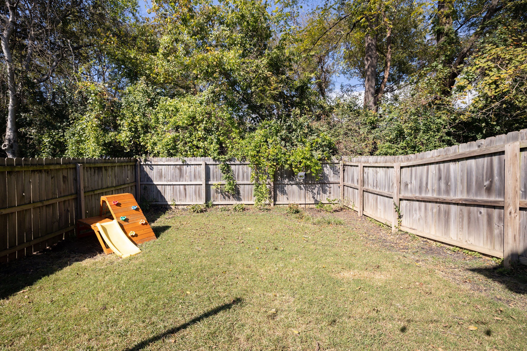 2423 Inga St Unit: A