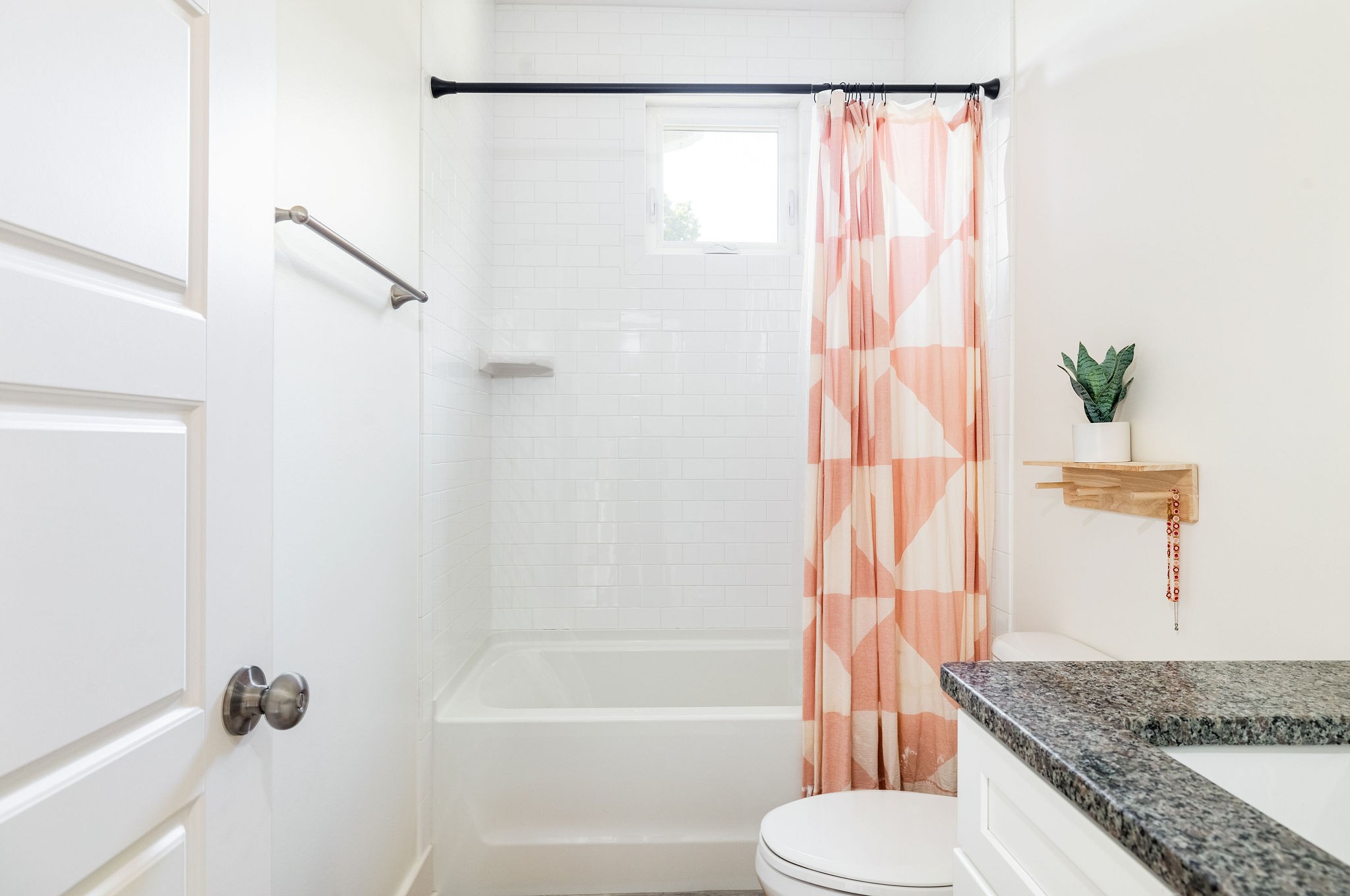 2423 Inga St Unit: A