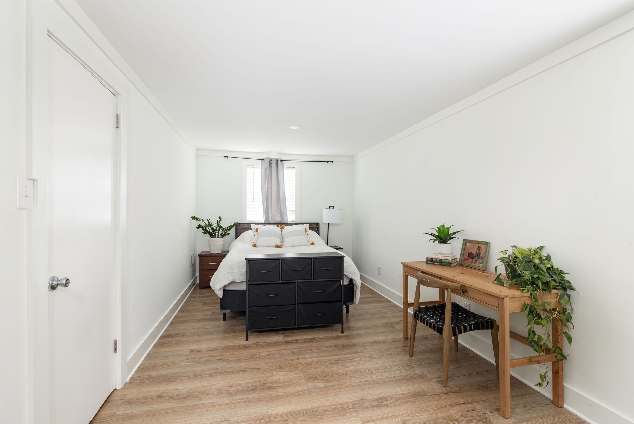 408 Barclay Square Cir