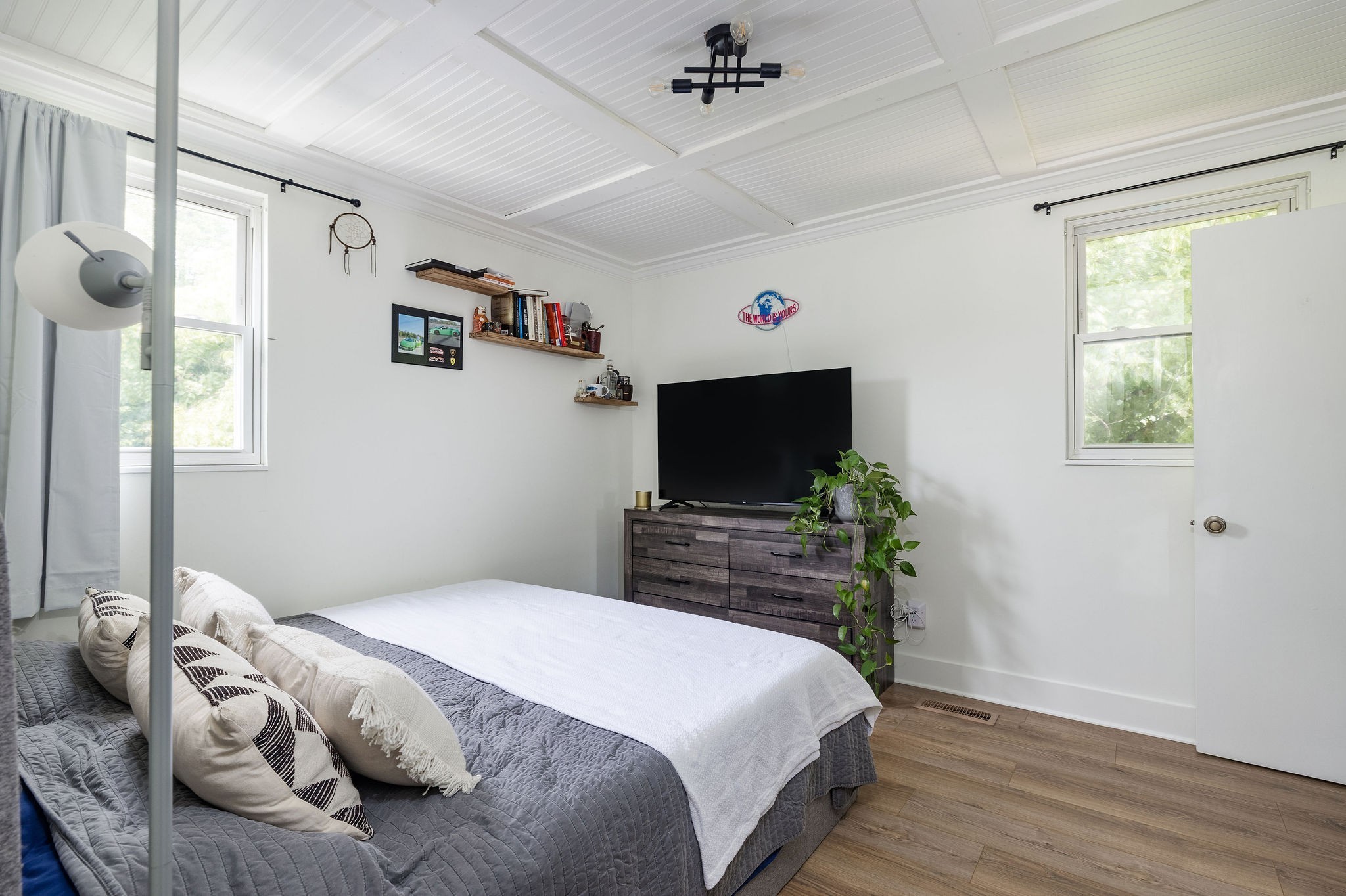 408 Barclay Square Cir