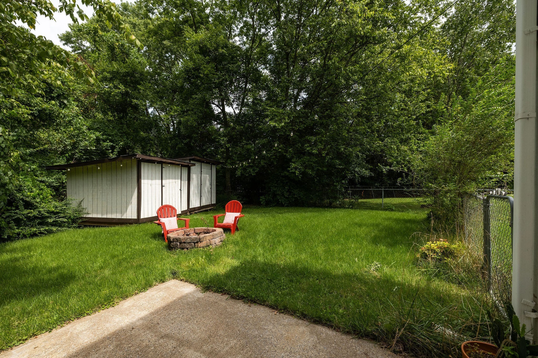 408 Barclay Square Cir