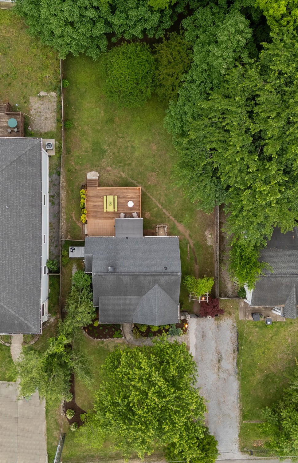 920 Carolyn Ave