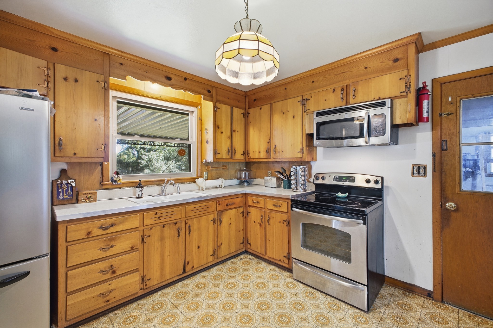 3231 Masonwood Dr