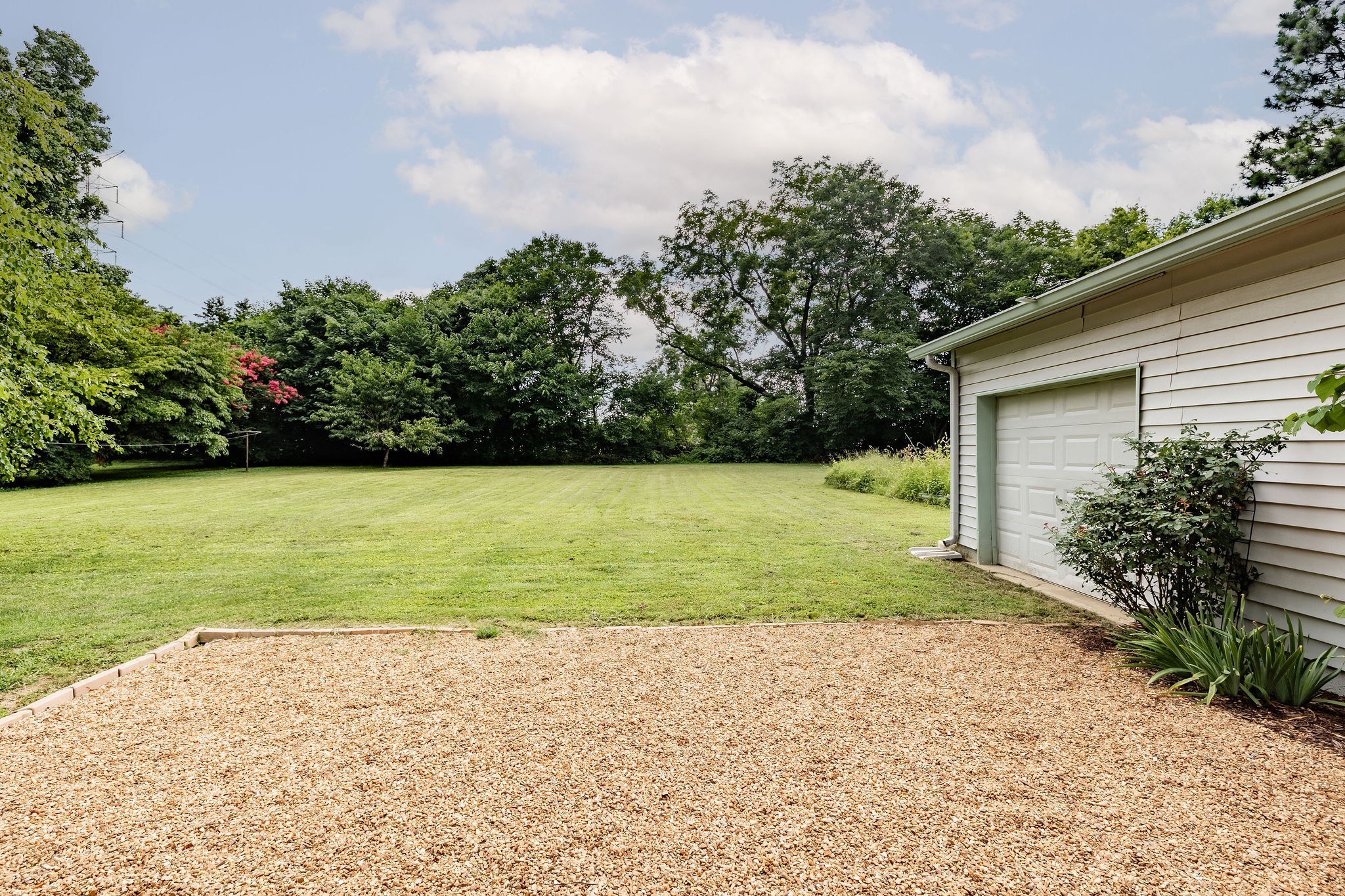 264 Lisa Ln