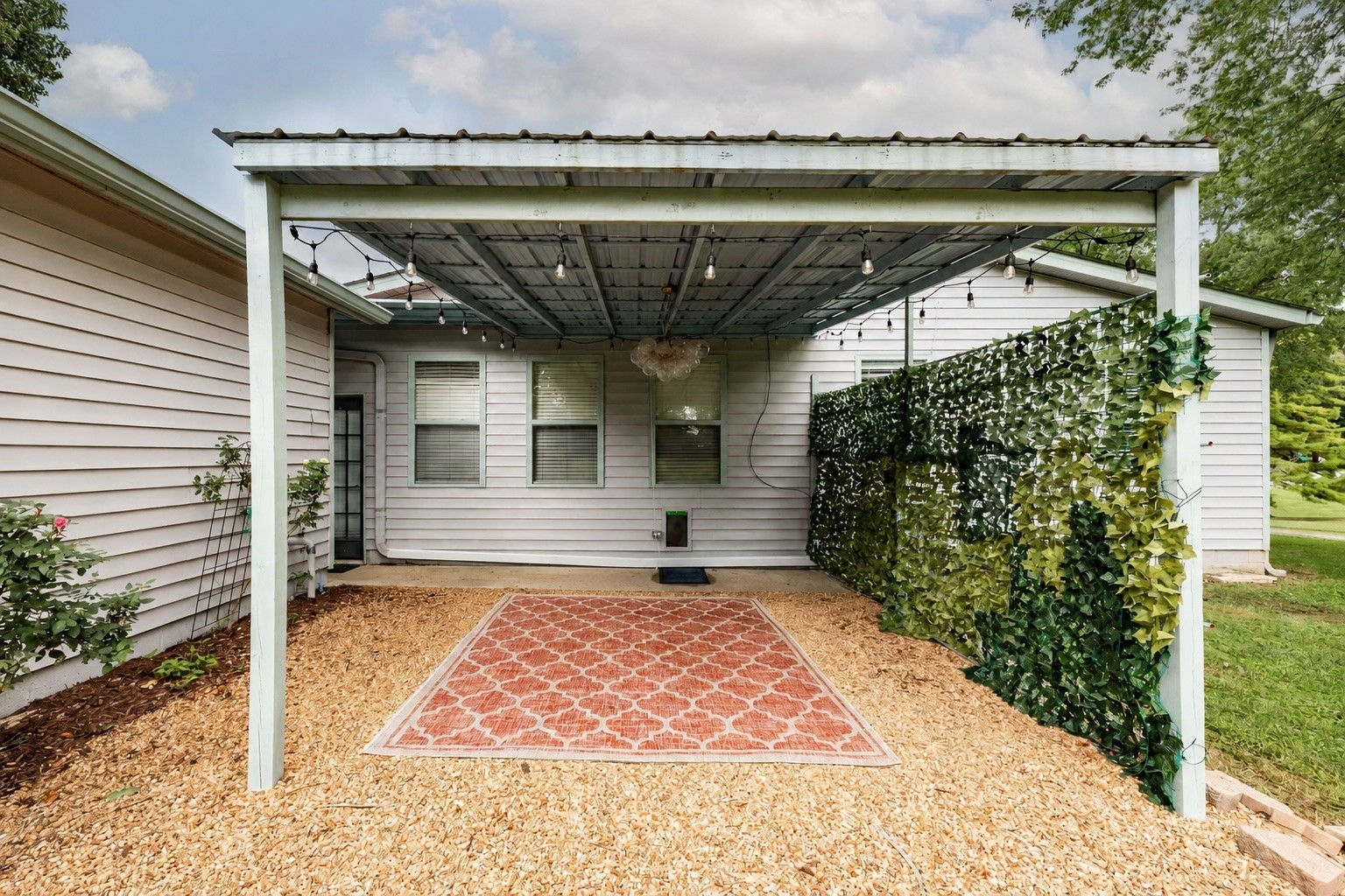 264 Lisa Ln