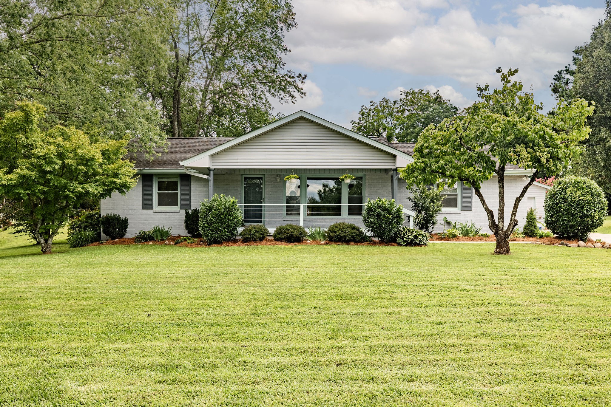 264 Lisa Ln