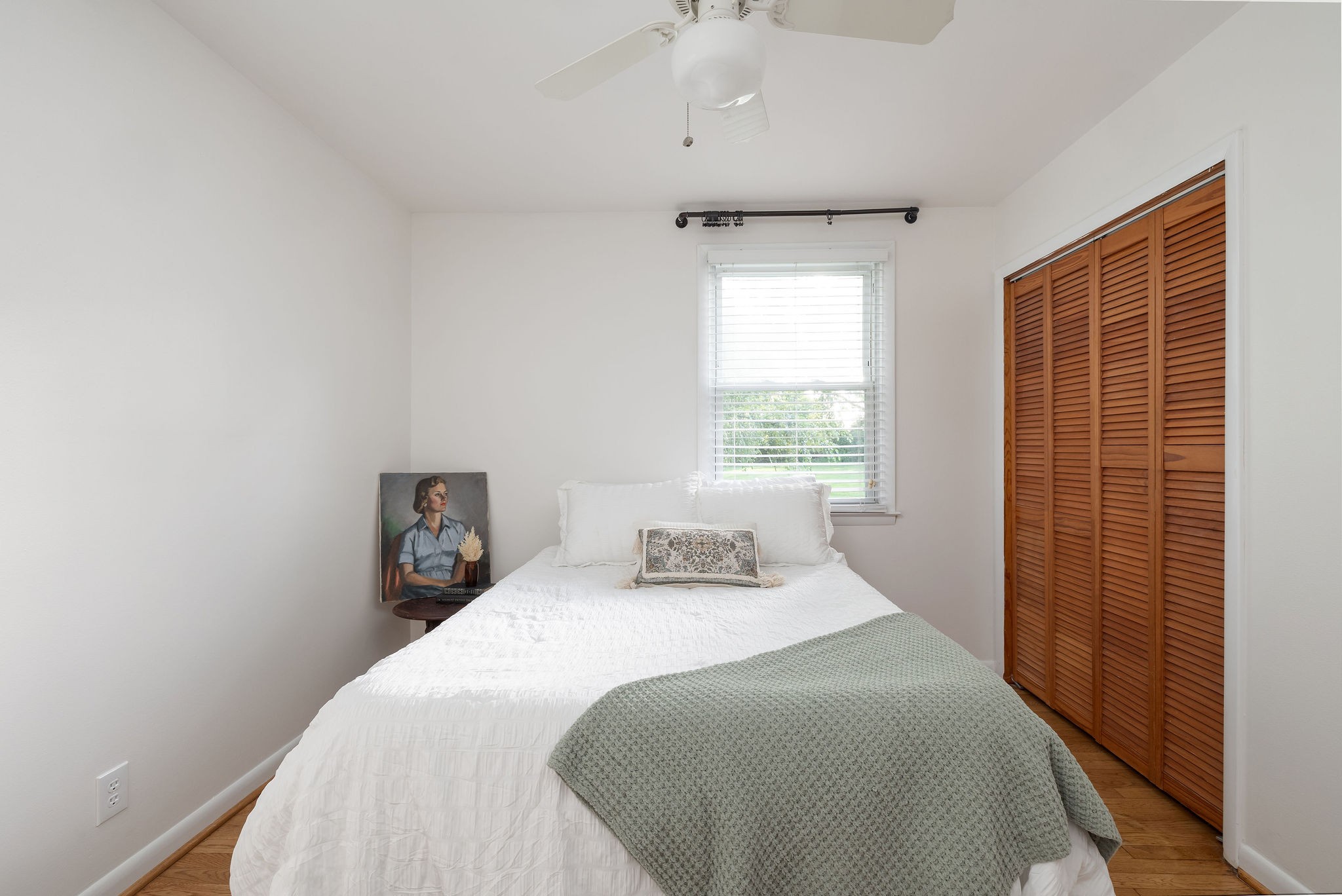 264 Lisa Ln