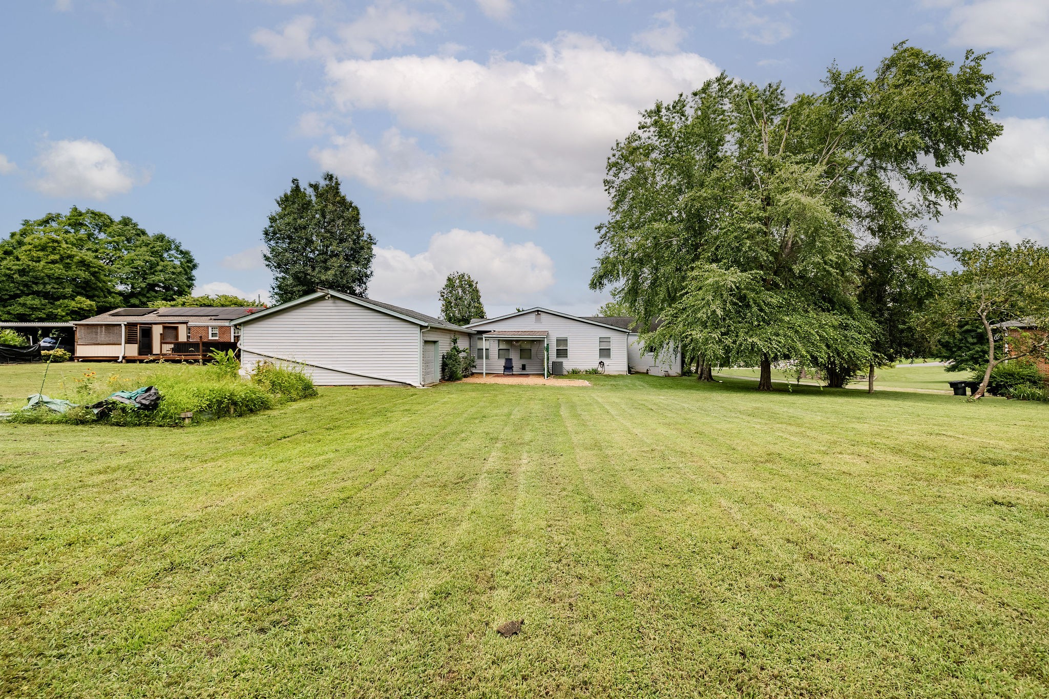 264 Lisa Ln