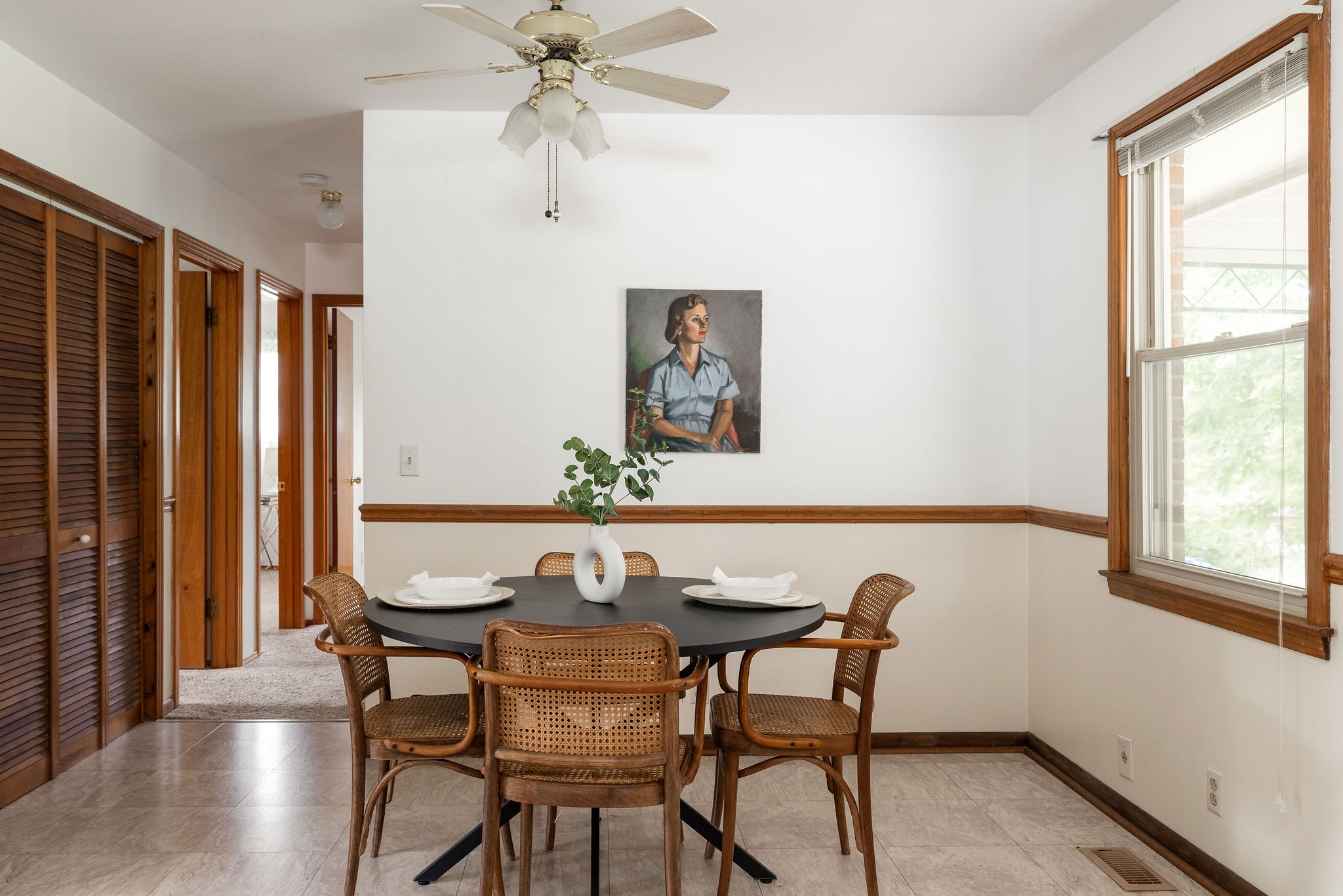 211 Friendship Dr