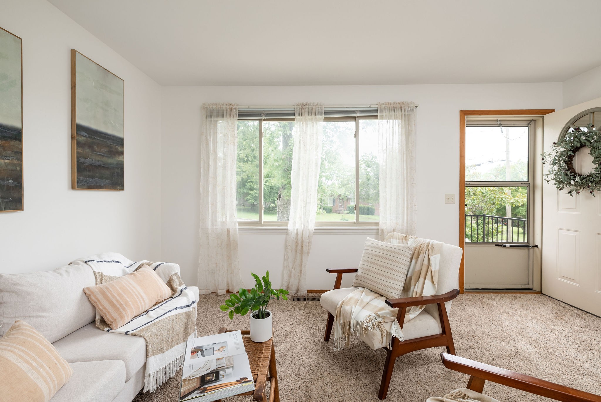 211 Friendship Dr