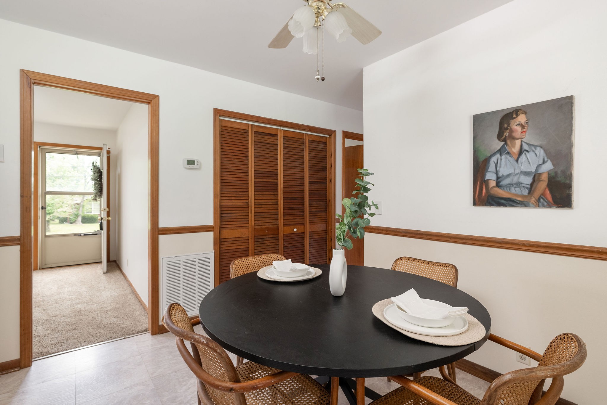 211 Friendship Dr