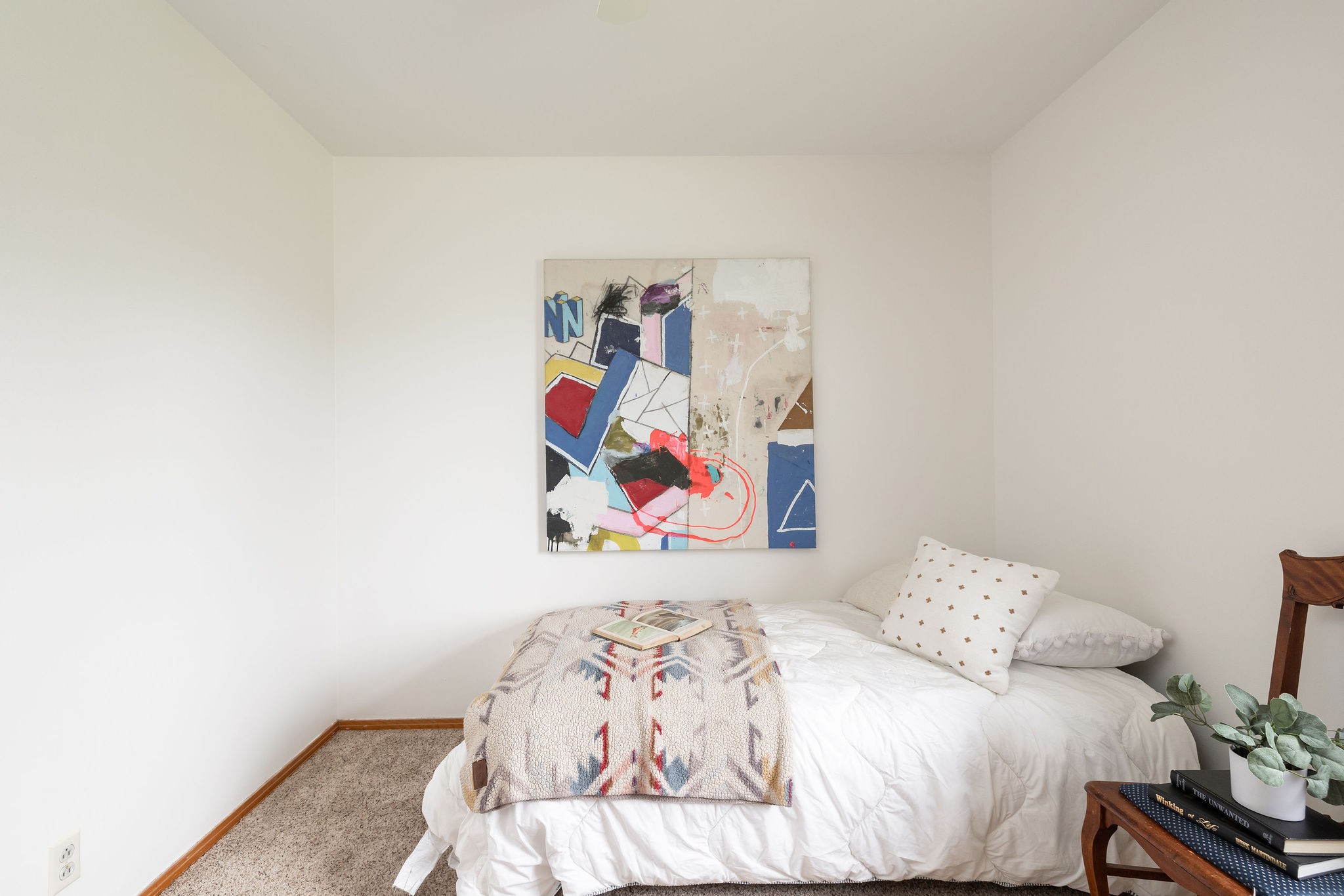 211 Friendship Dr