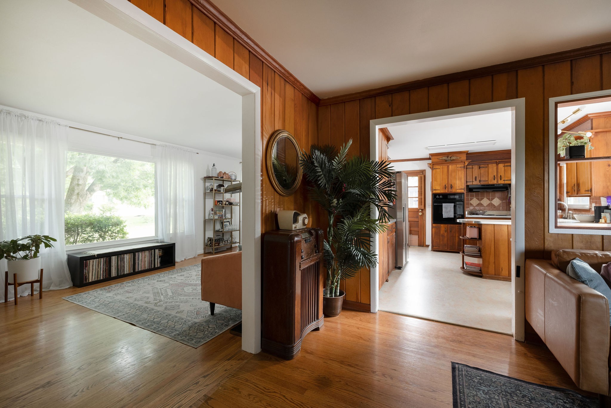 400 Freda Villa