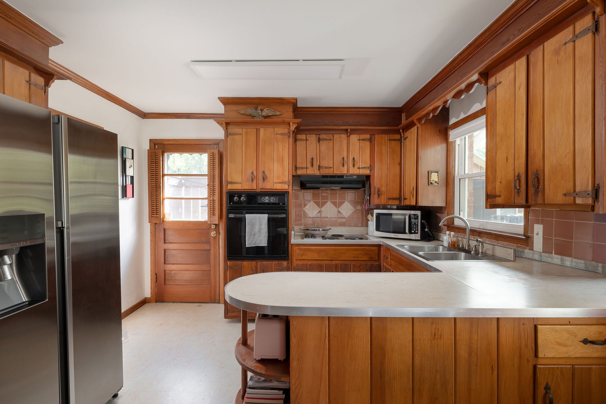 400 Freda Villa