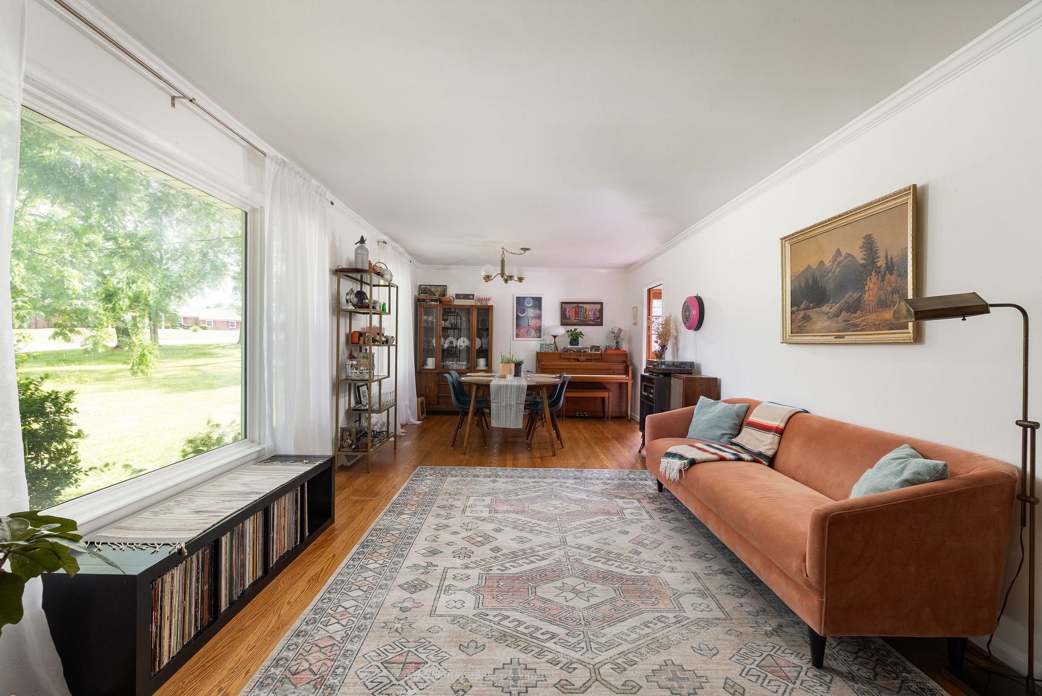 400 Freda Villa