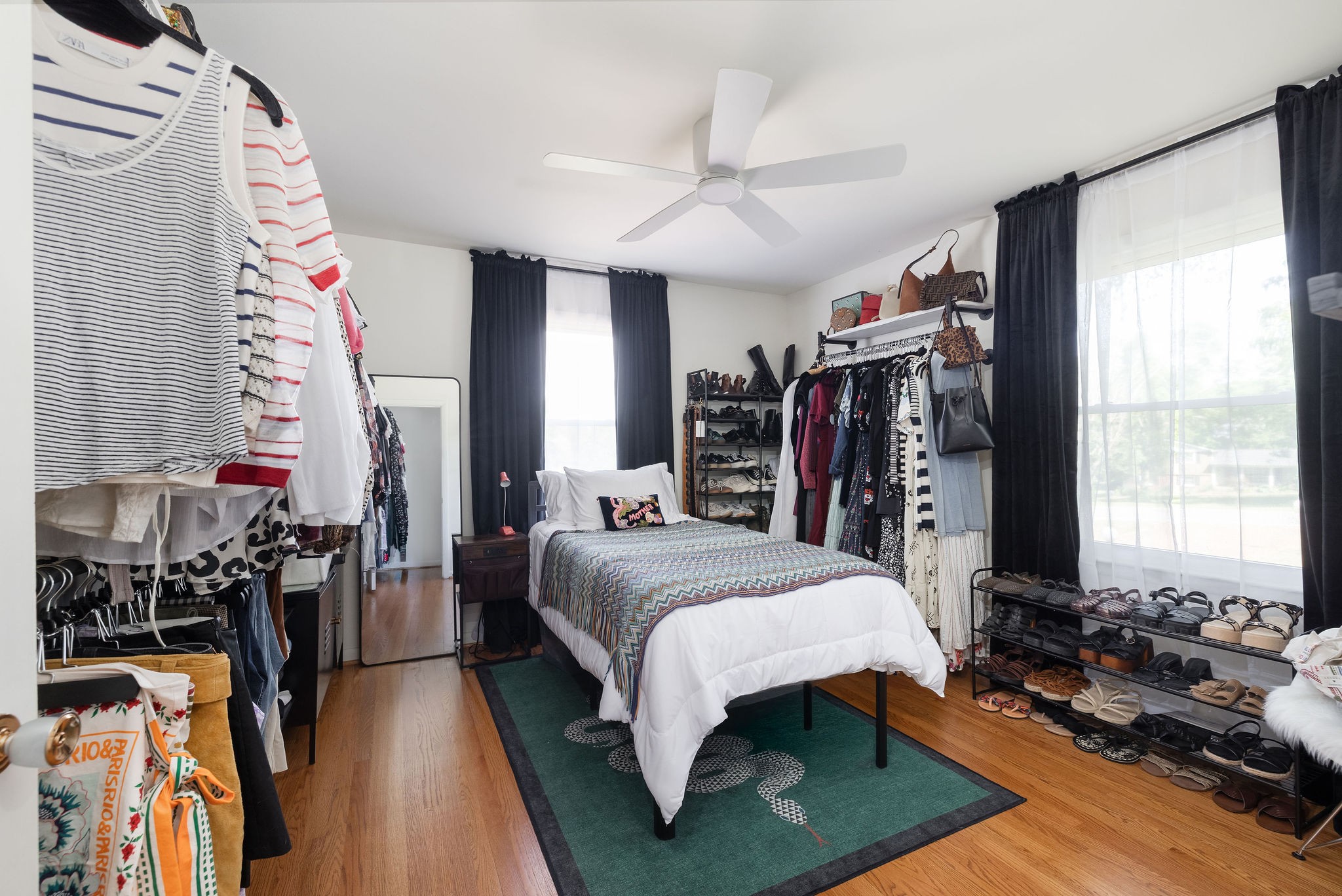 400 Freda Villa