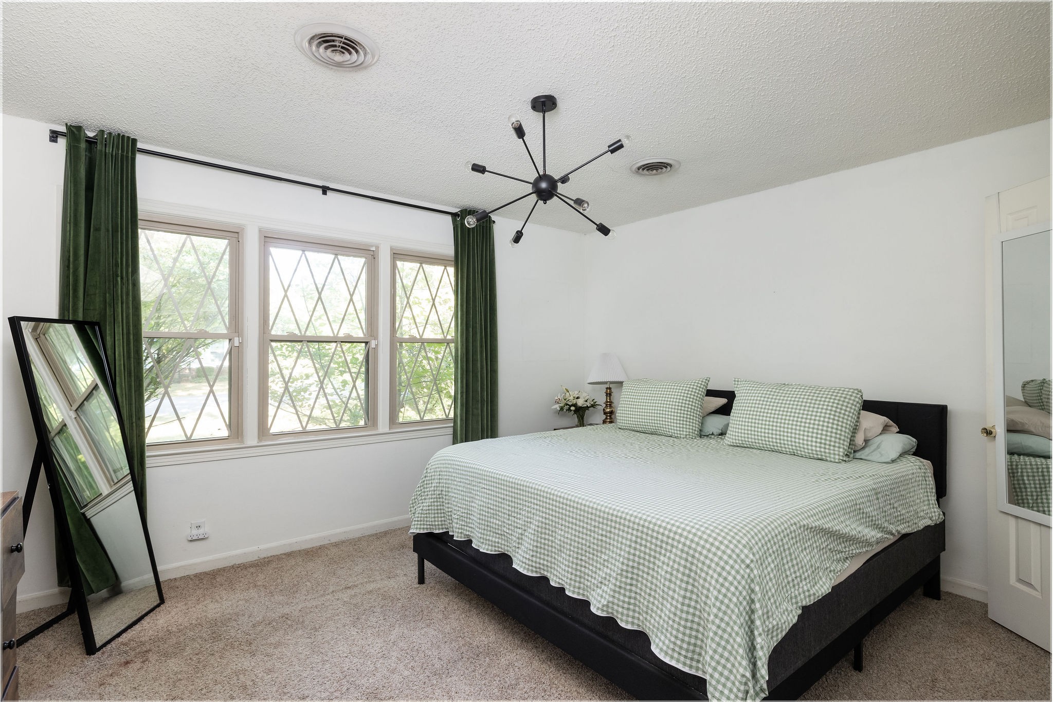 309 Slayton Dr