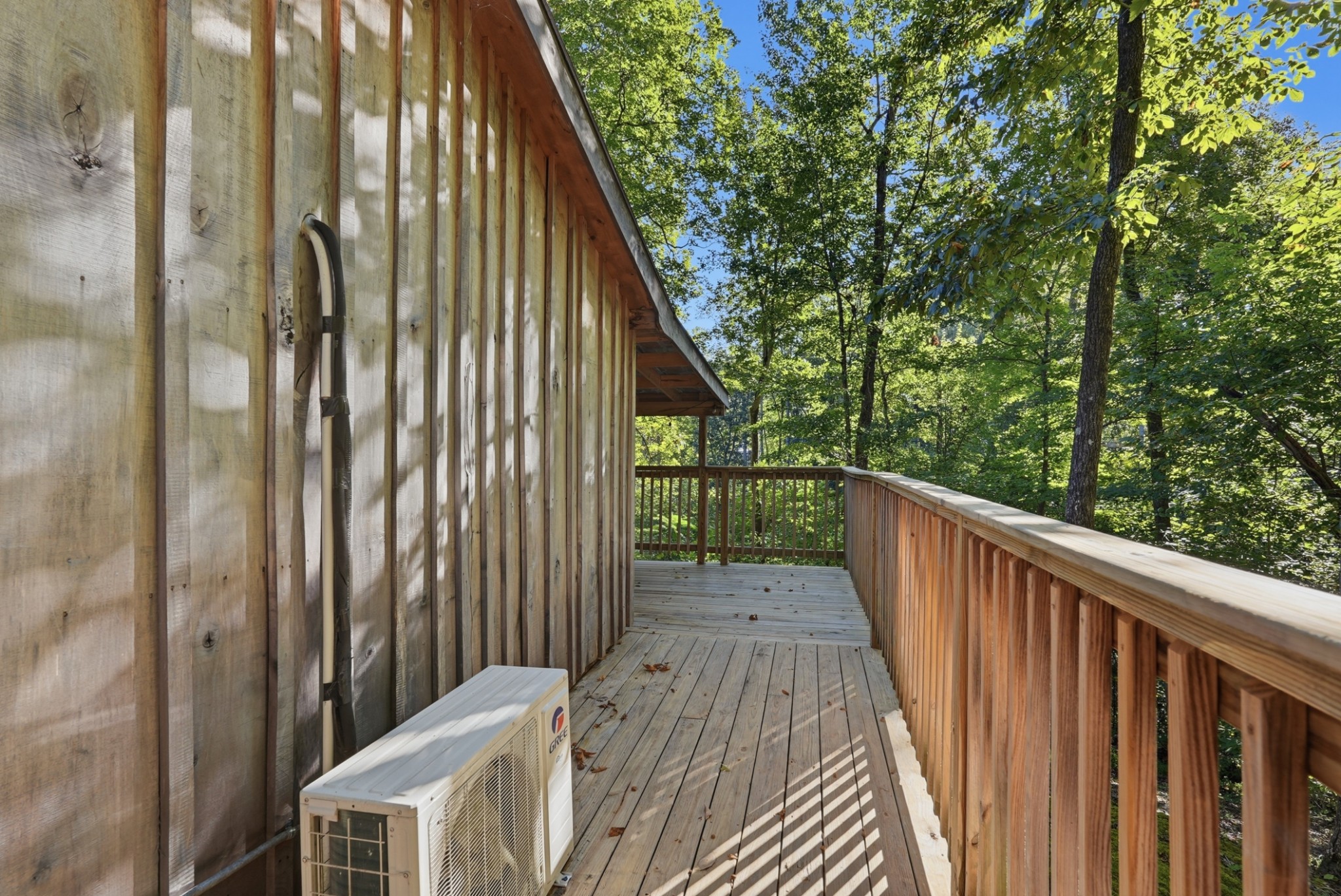 218 Poplar Pl