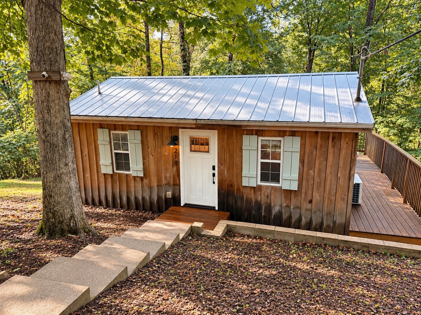 218 Poplar Pl