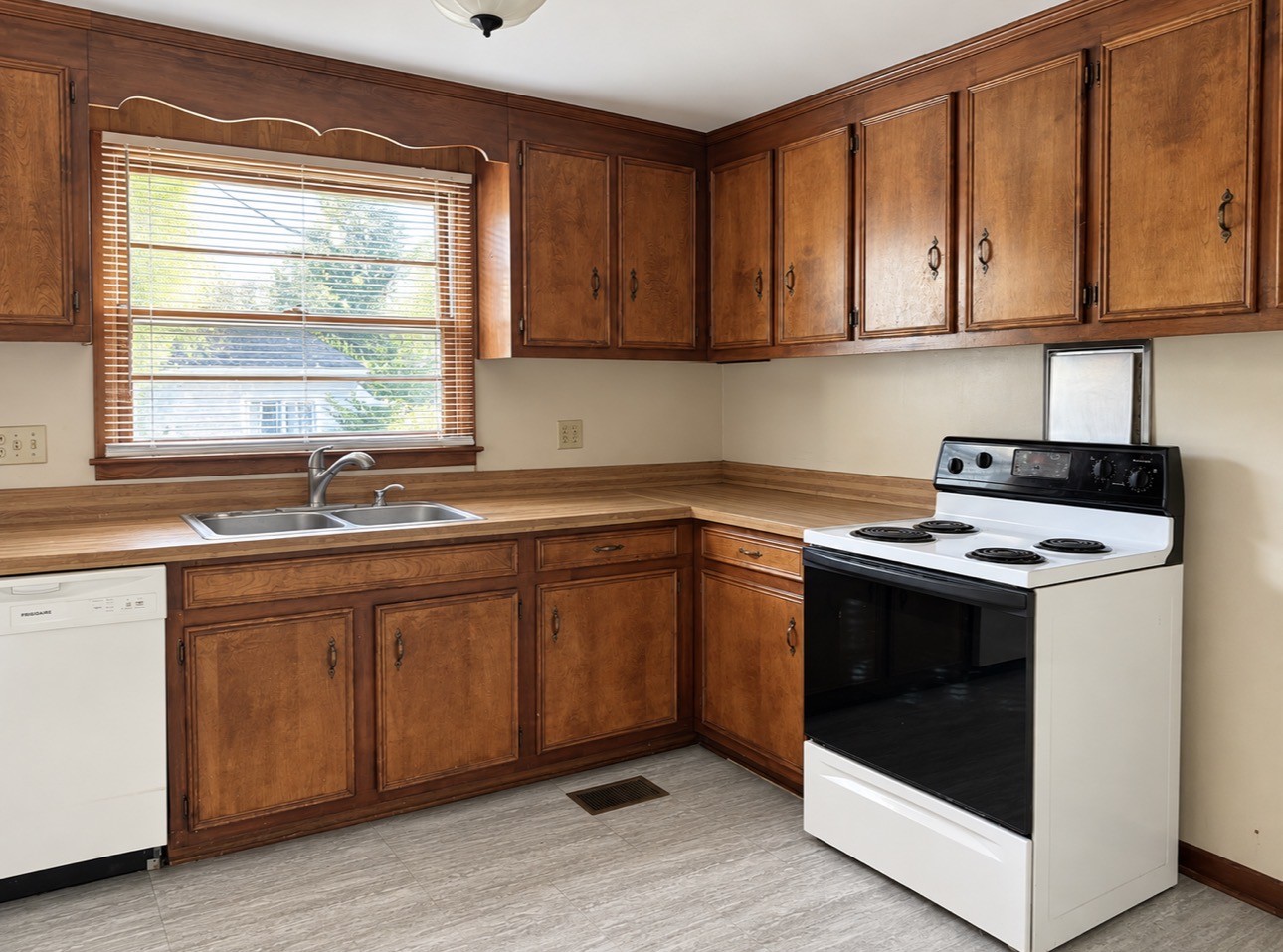 2603 Sunset Pl