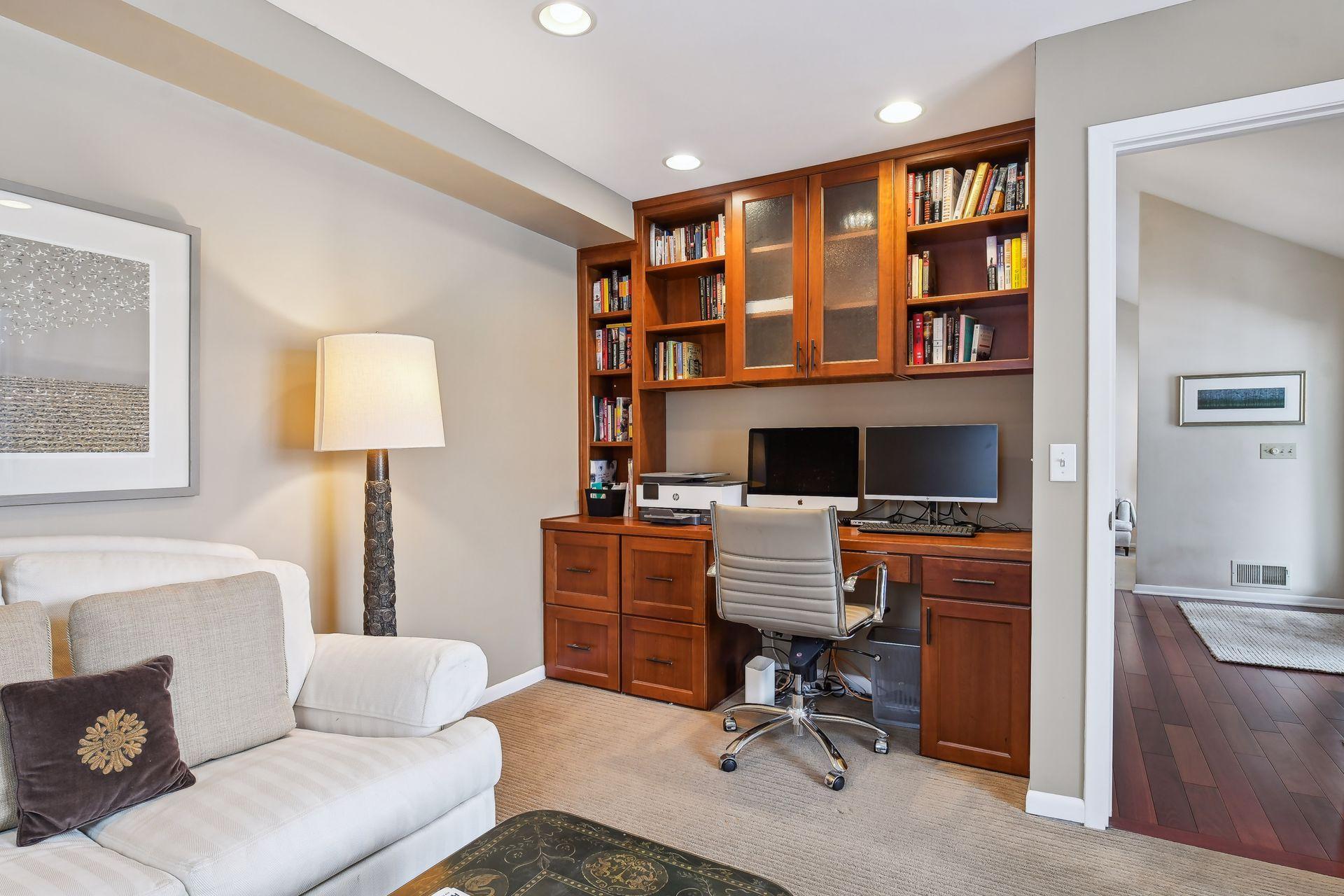 5921 Bonnie Brae Drive