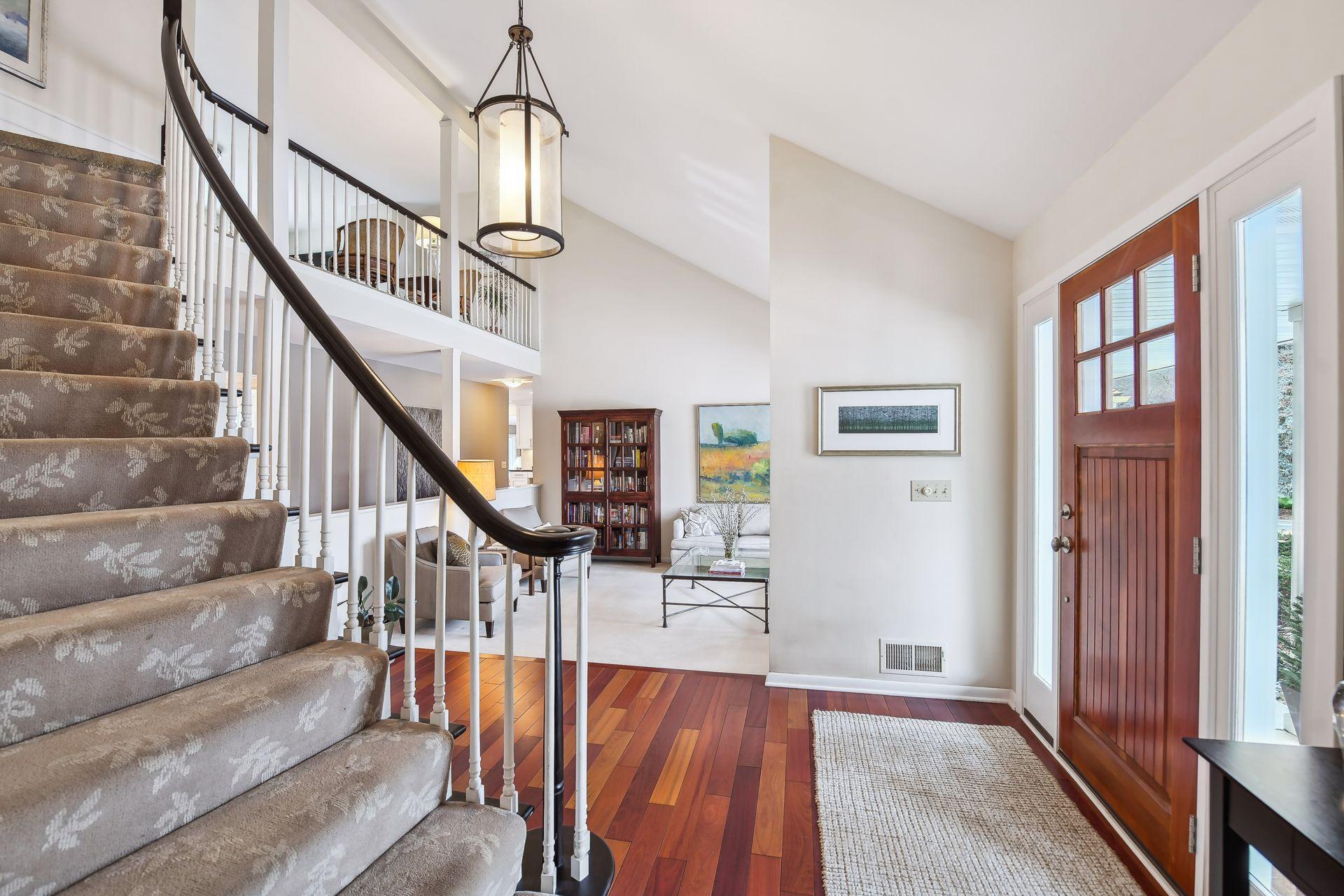 5921 Bonnie Brae Drive